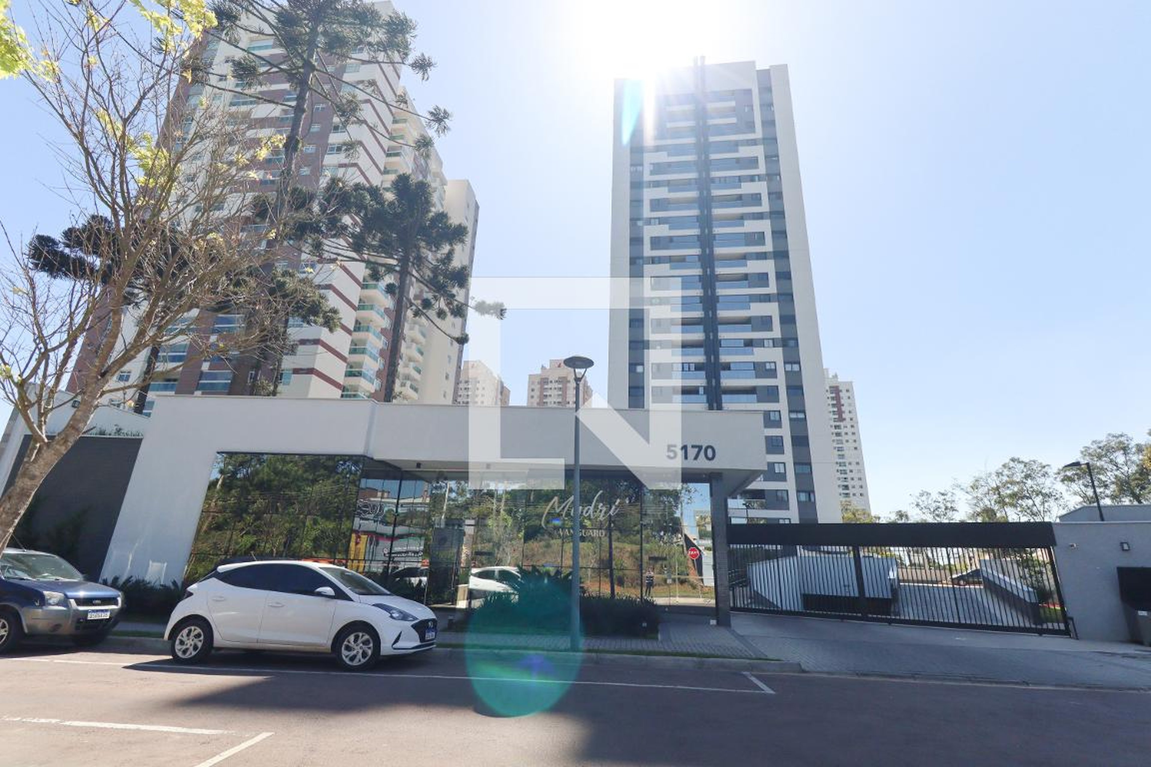 Fachada do Condominio Condomínio Madri