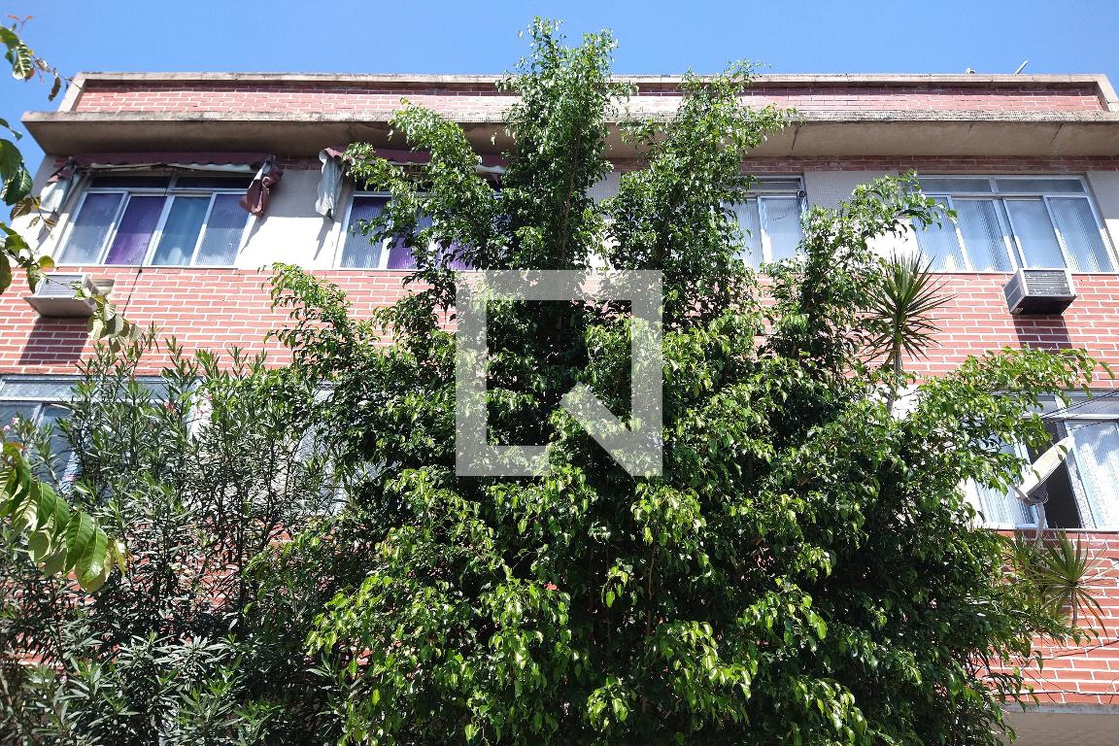 Fachada do Prédio Condomínio em Rua Astecas, 85