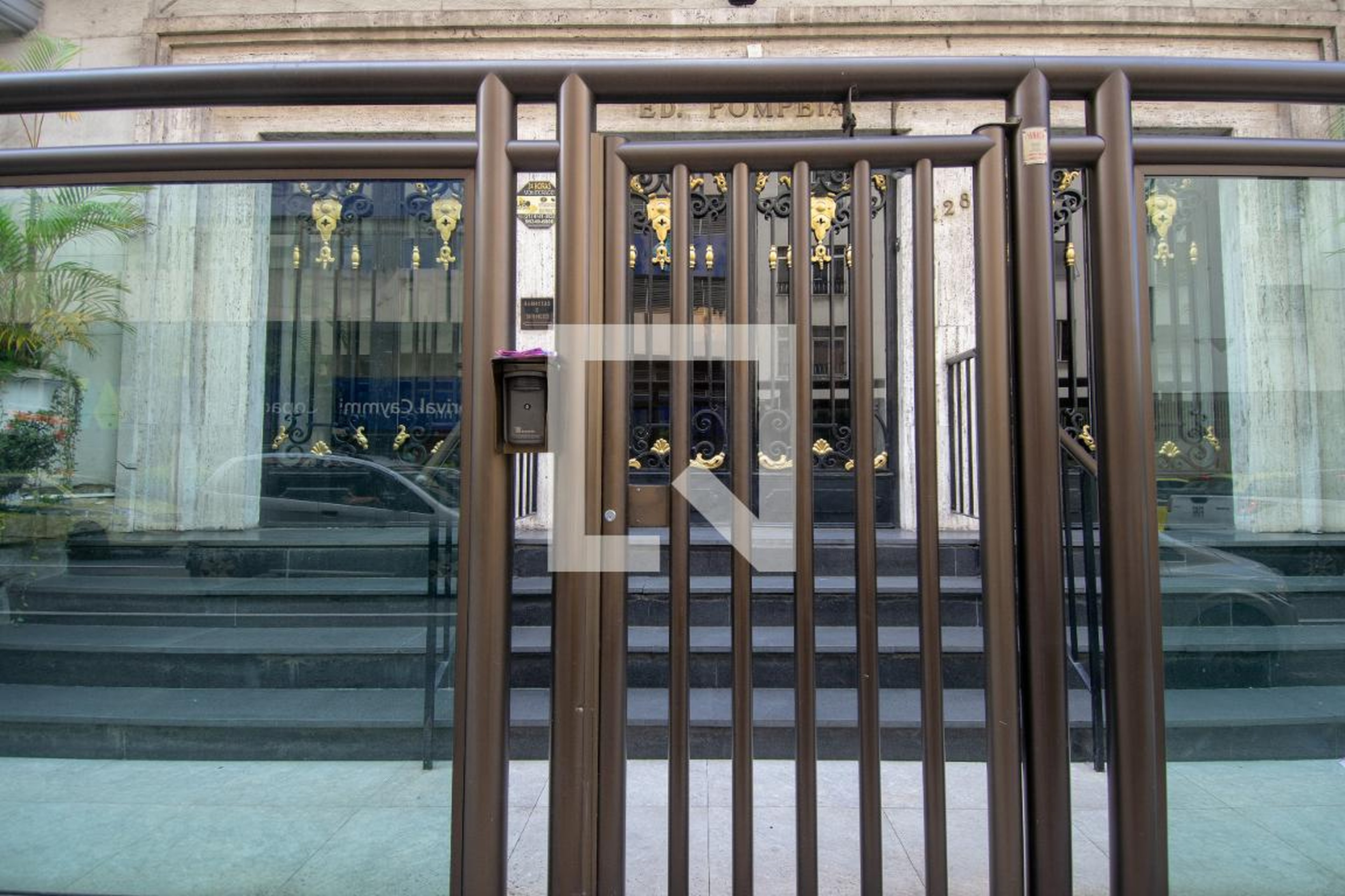 Fachada Condomínio Raul Pompeia