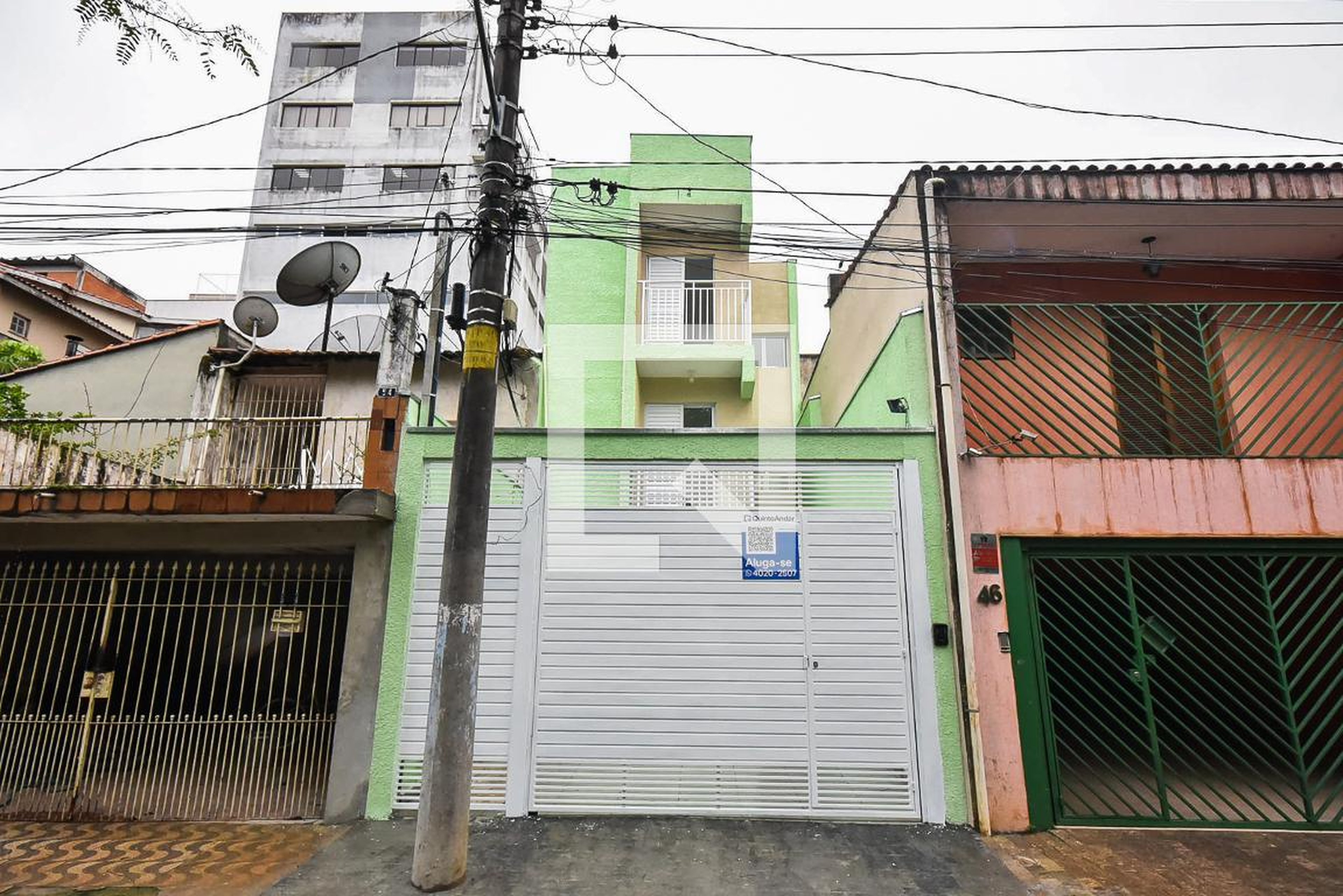 Fachada Condomínio em Rua José Luna, 50