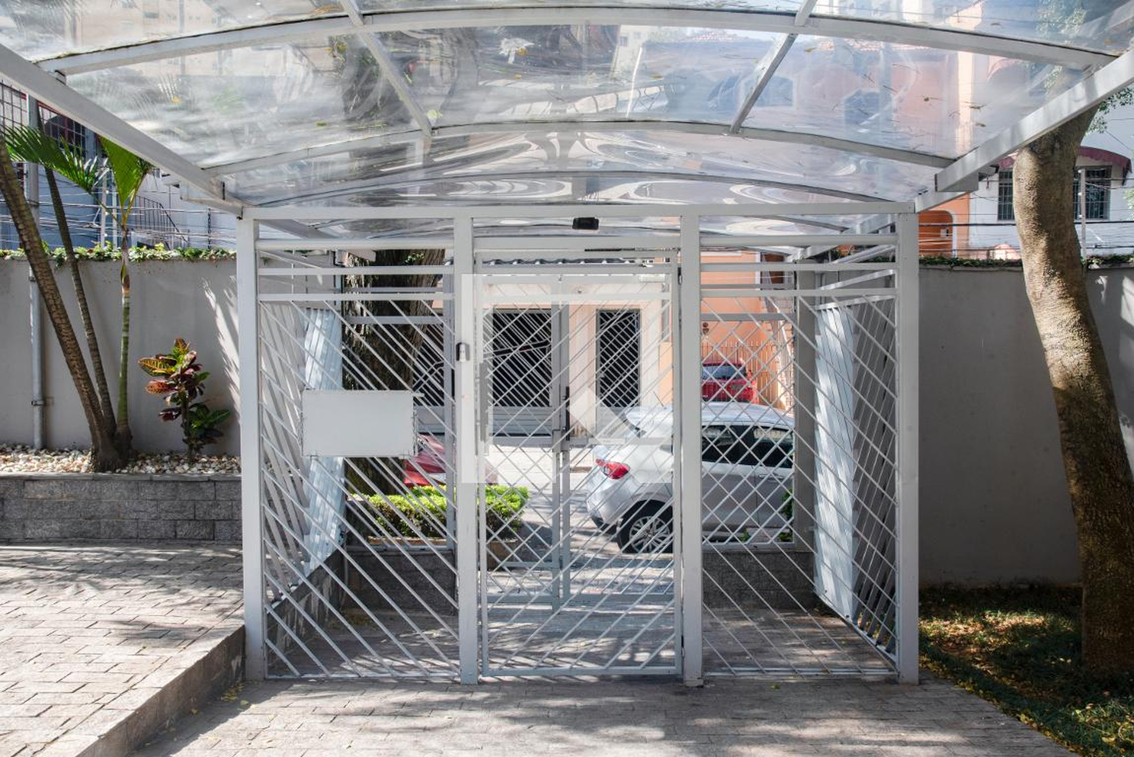 Entrada - Jardim Tropical