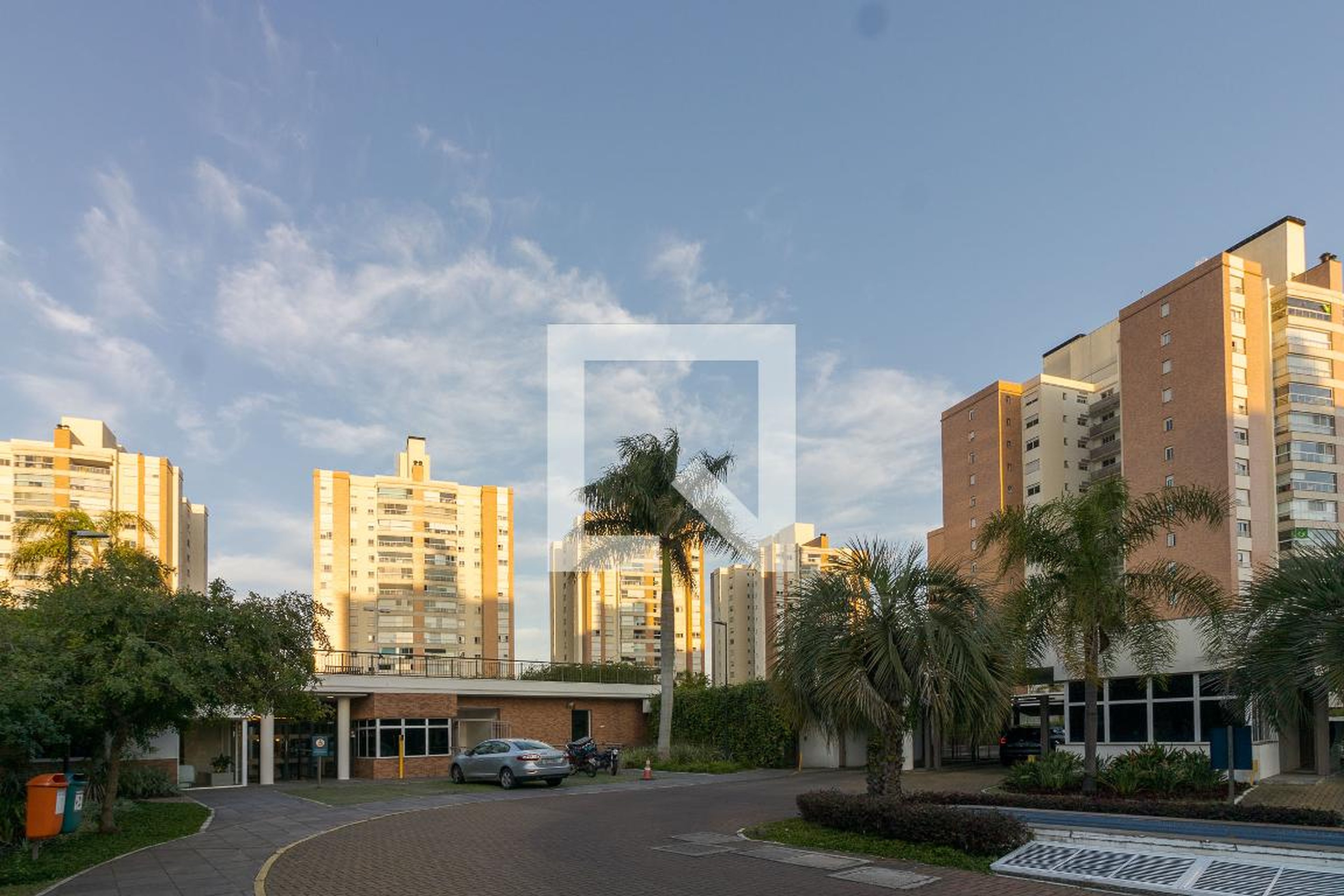 Fachada do Condomínio Condomínio ROSSI Parque Panamby