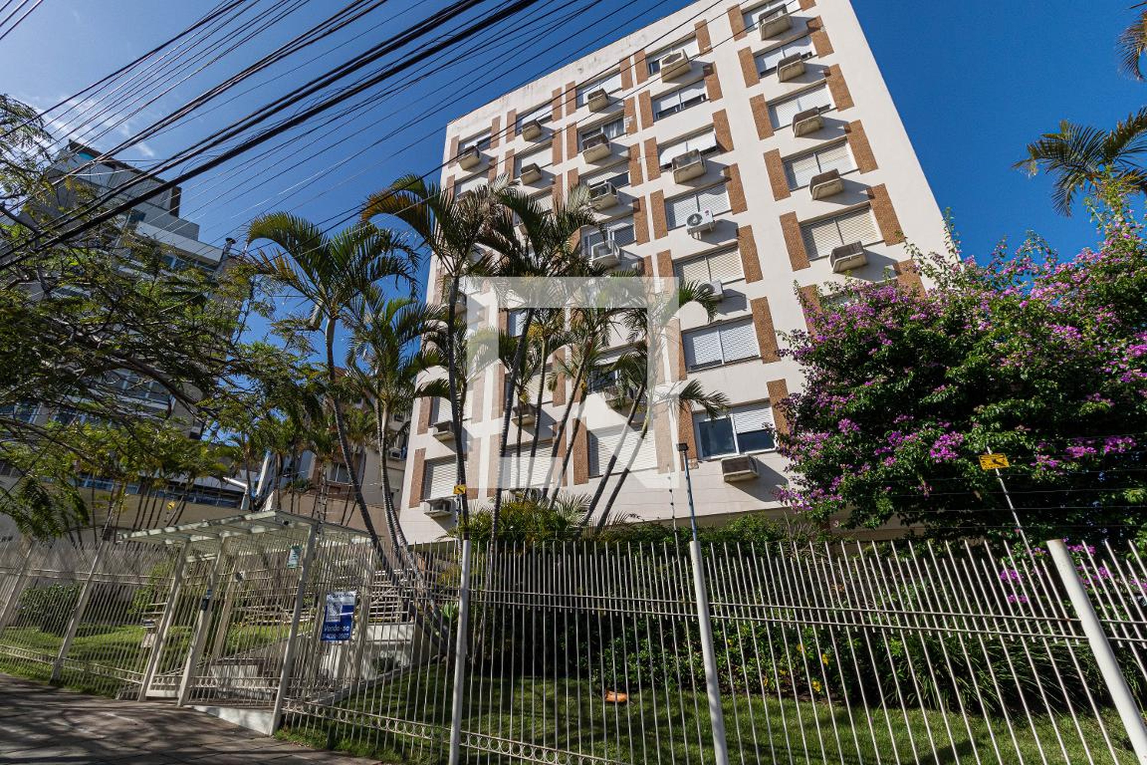 Fachada do Prédio Condomínio em Avenida Montenegro, 82