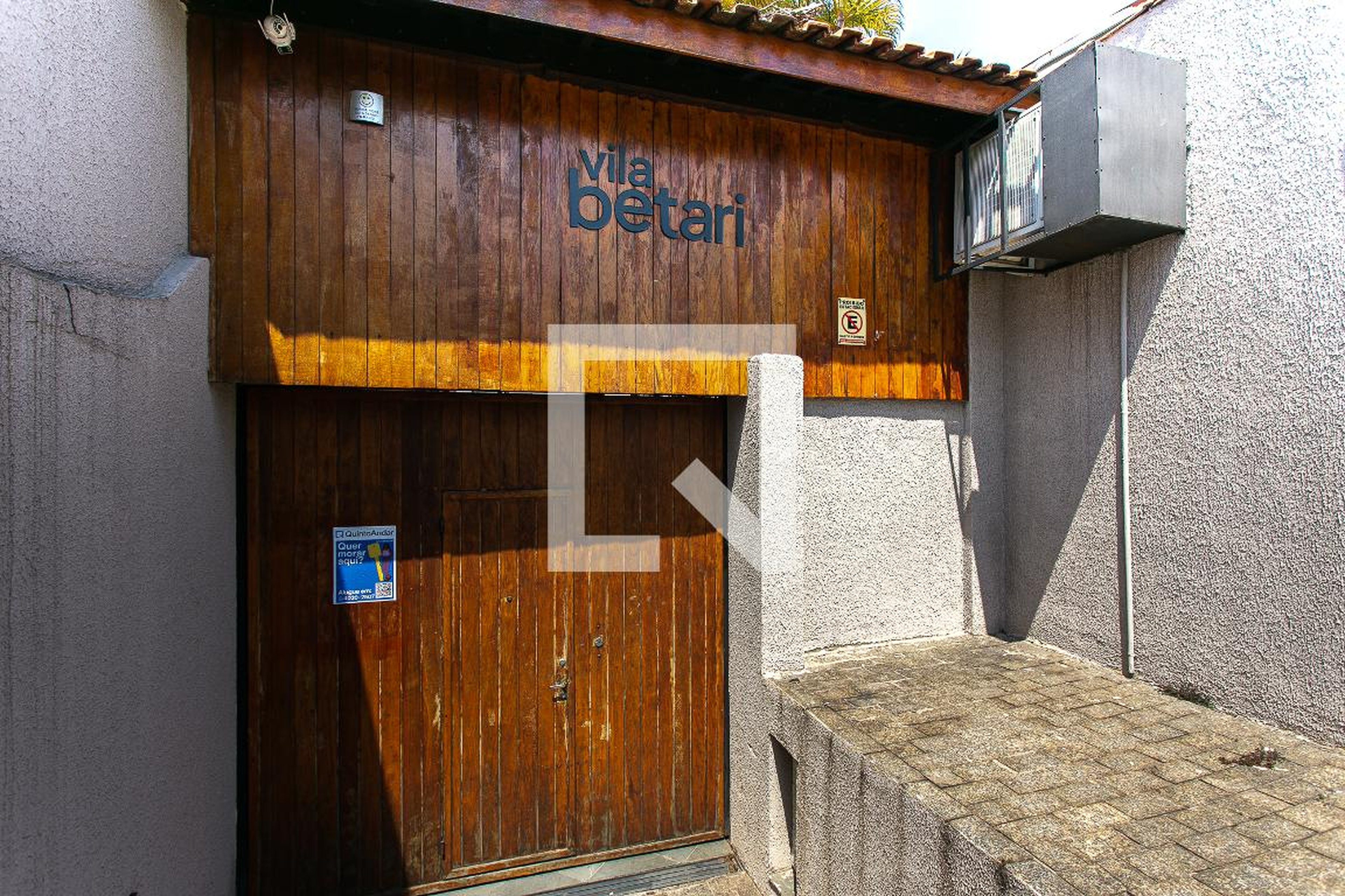 Fachada Condomínio em Rua Betari, 237