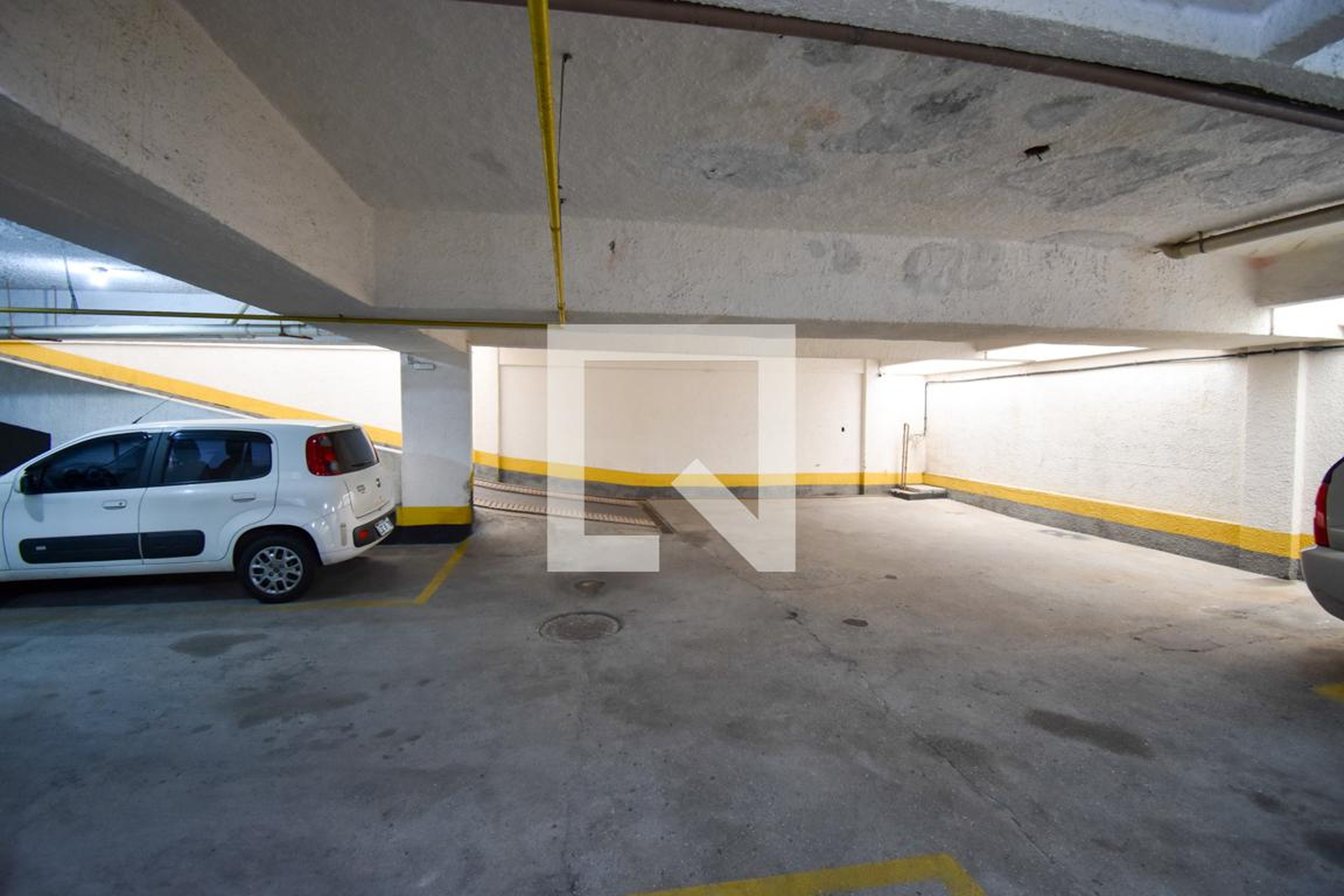 Estacionamento - Edifício Panoias