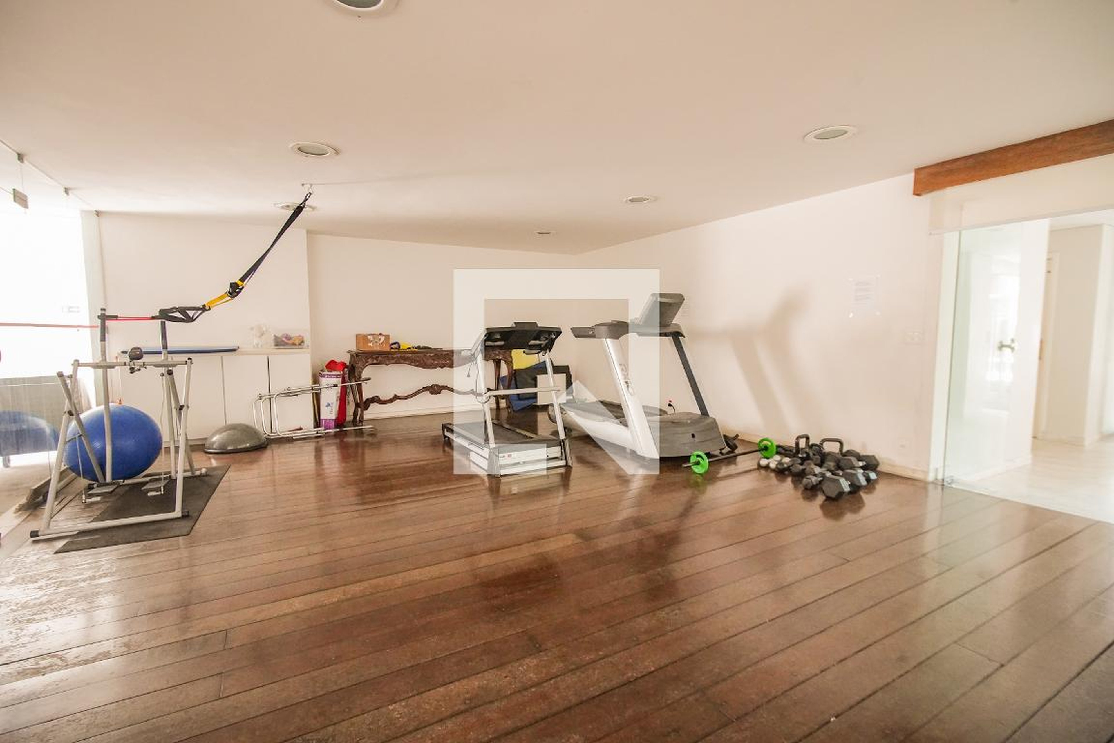 Área comum - Milton