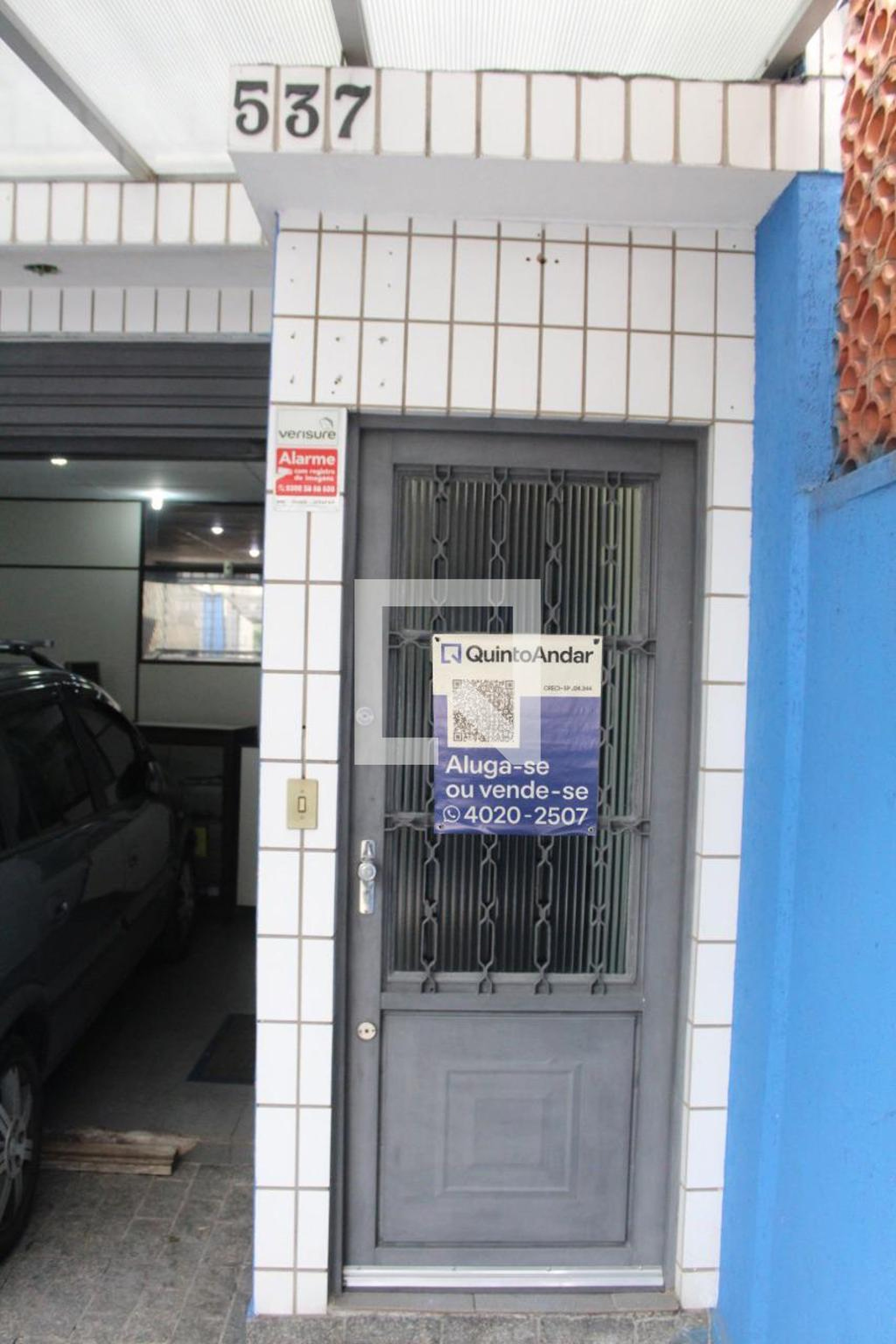 Fachada Condomínio em Rua Doutor Miranda de Azevedo, 537