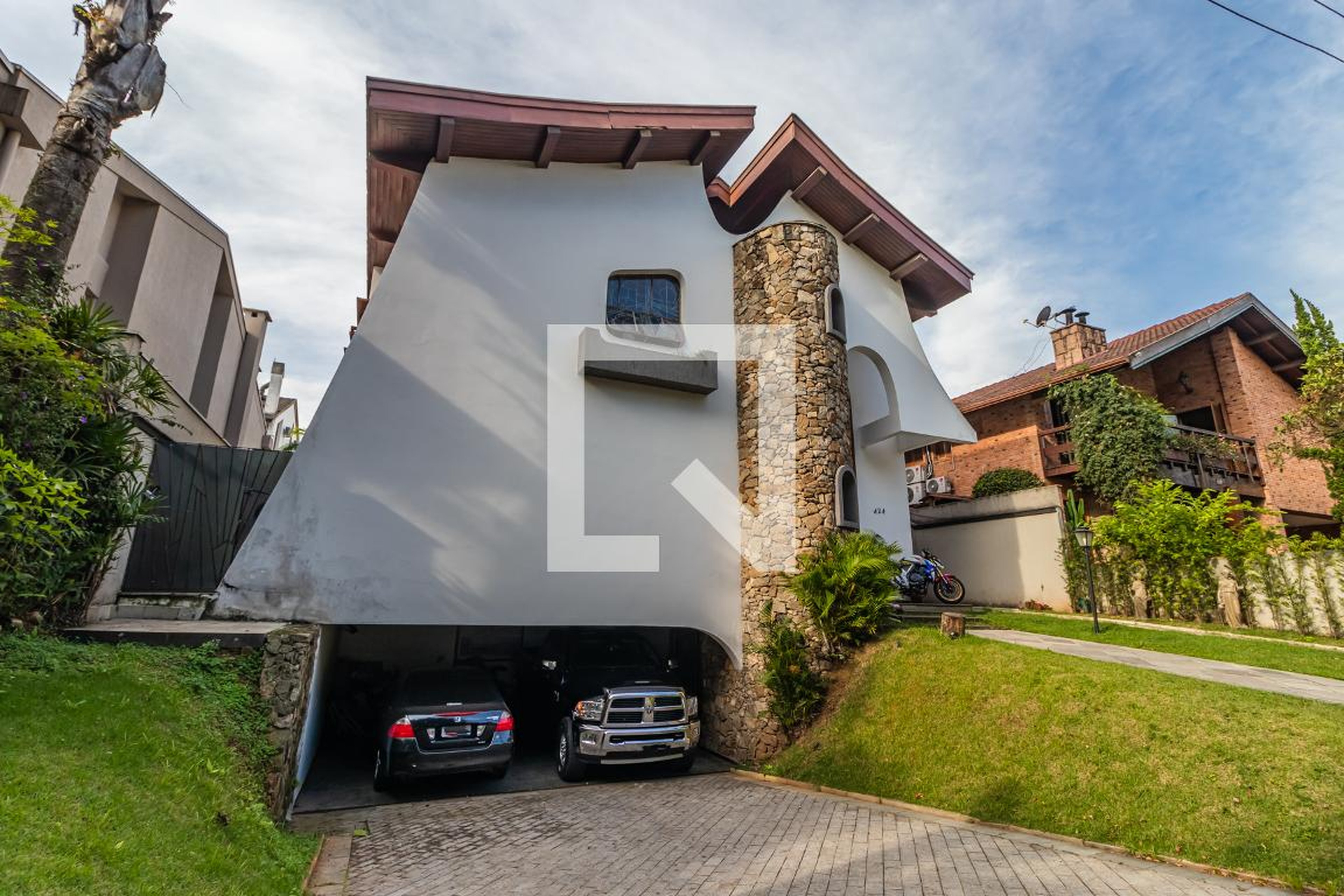 Fachada Condomínio Alphaville Residencial 2