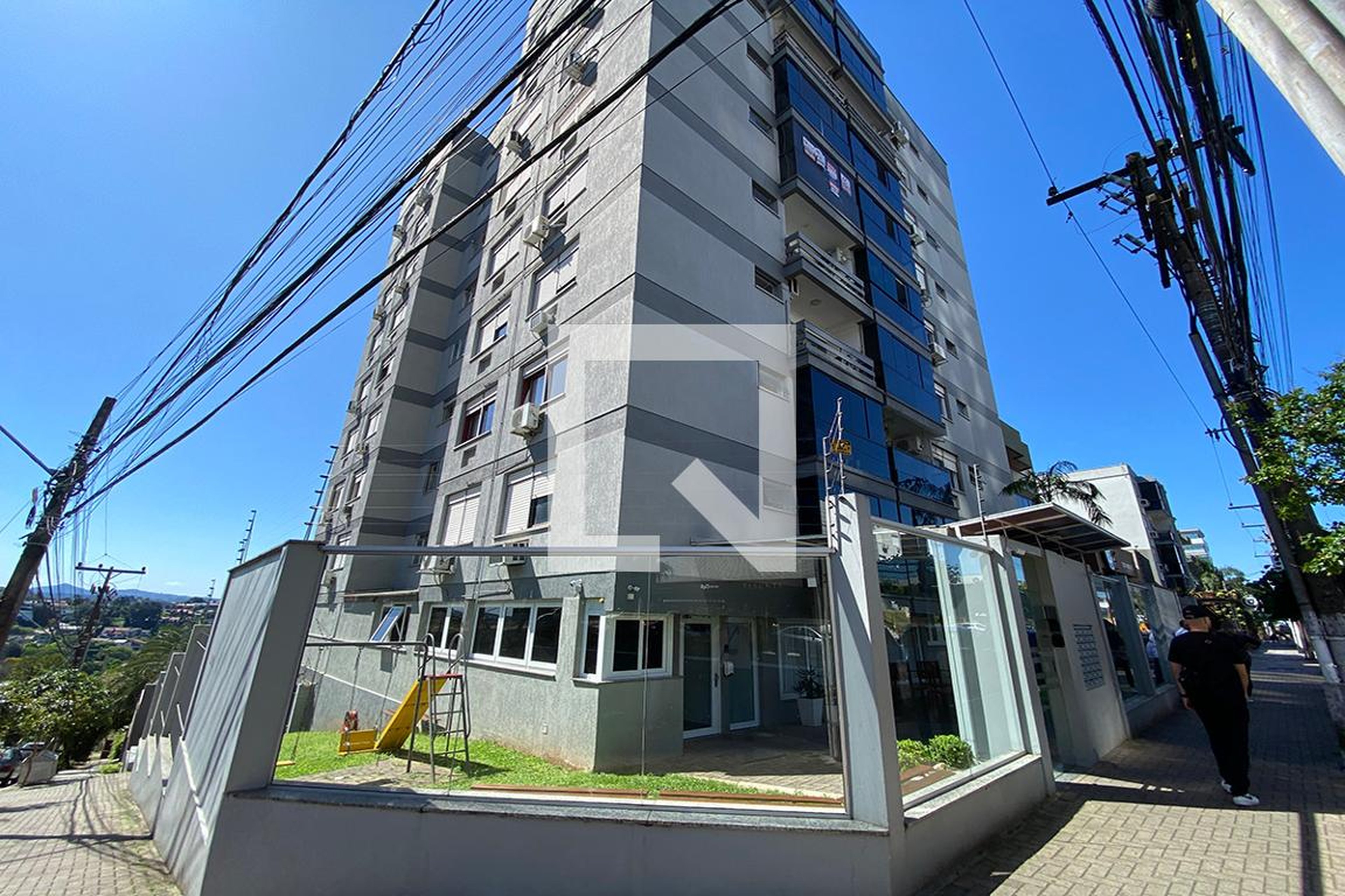 Fachada do Condomínio Edifício São Rafael