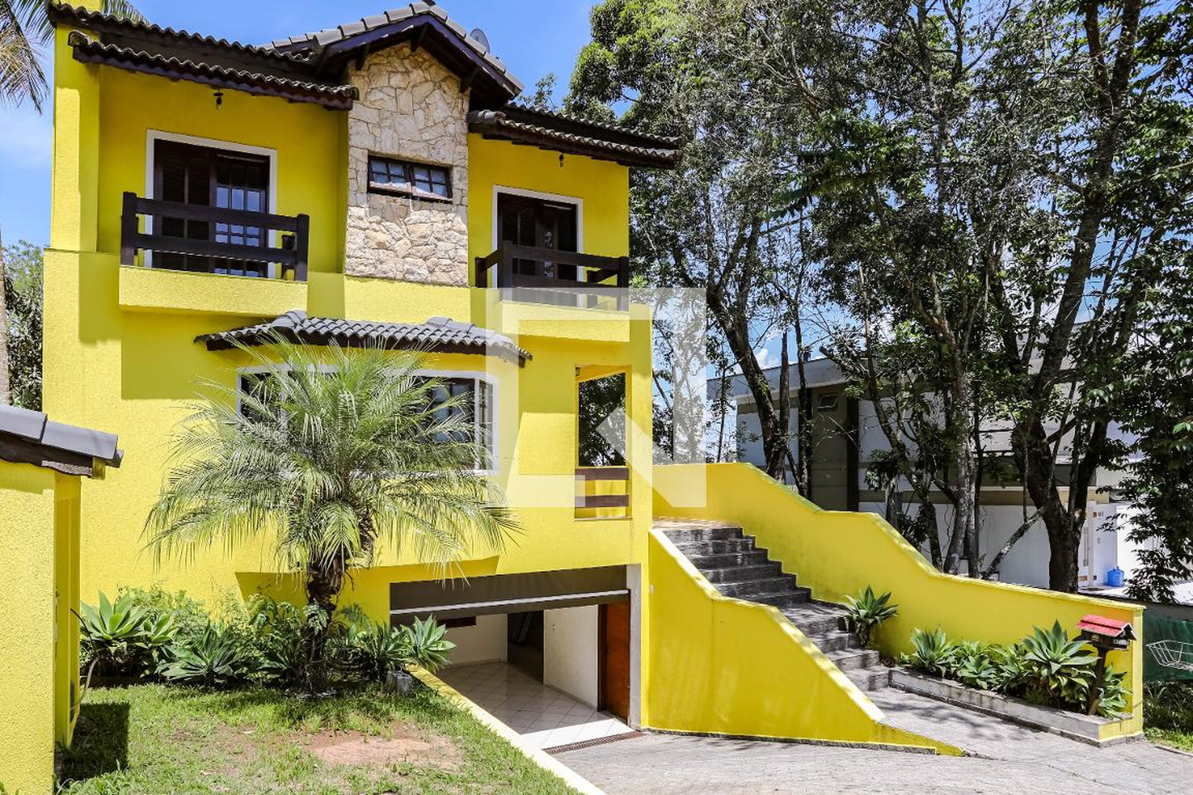 Fachada Condomínio em Avenida Governador Adhemar de Barros, 410