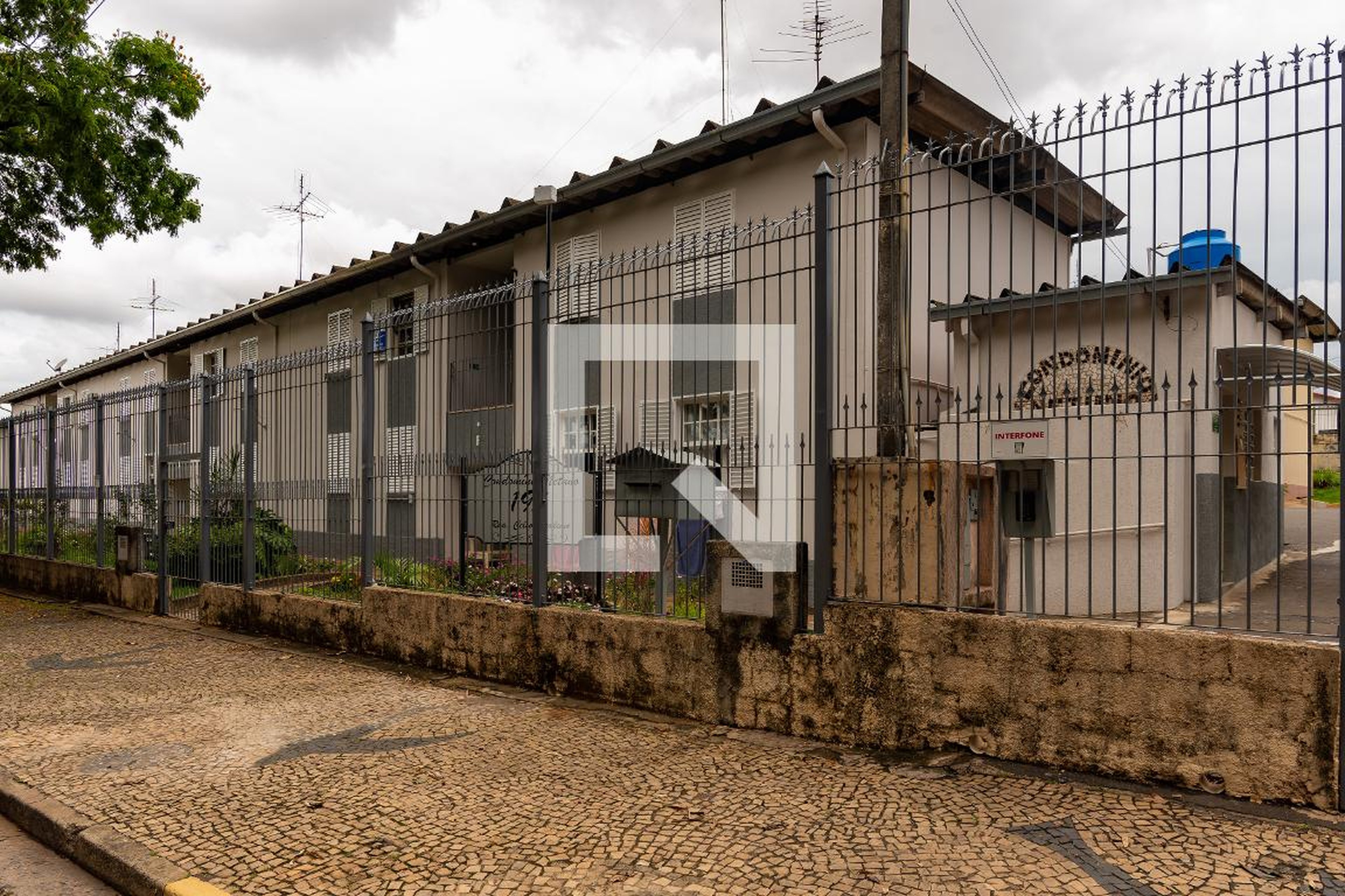 Fachada do Condomínio Condomínio em Rua Célso Nicodemo, 320