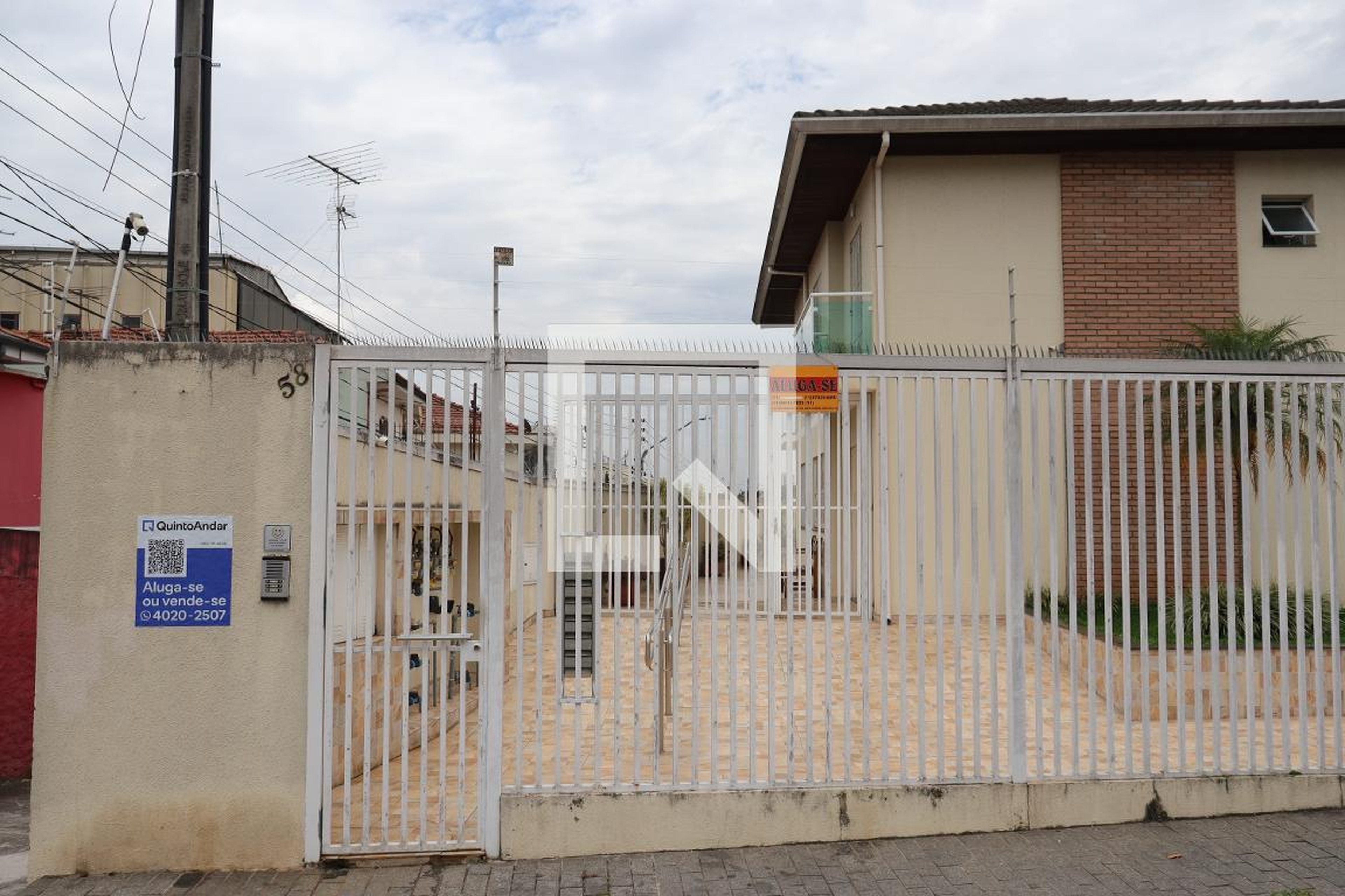 Fachada do Condominio Condomínio em Rua Ipioca, 58