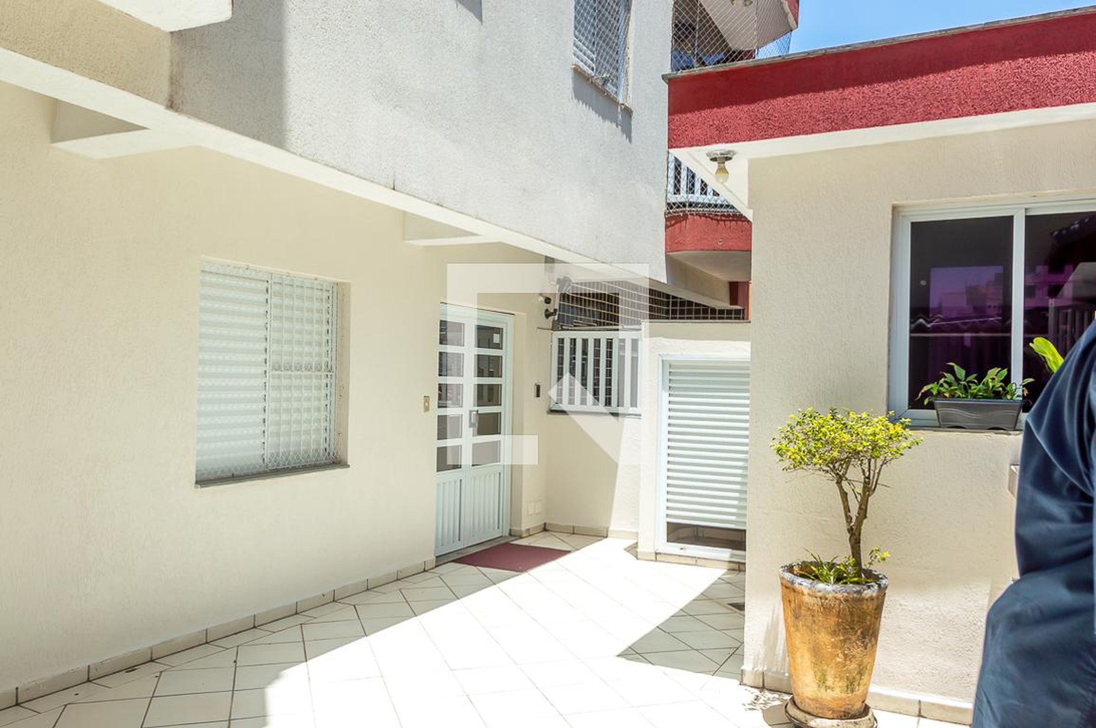 Hall de Entrada - Edifício André Castelo