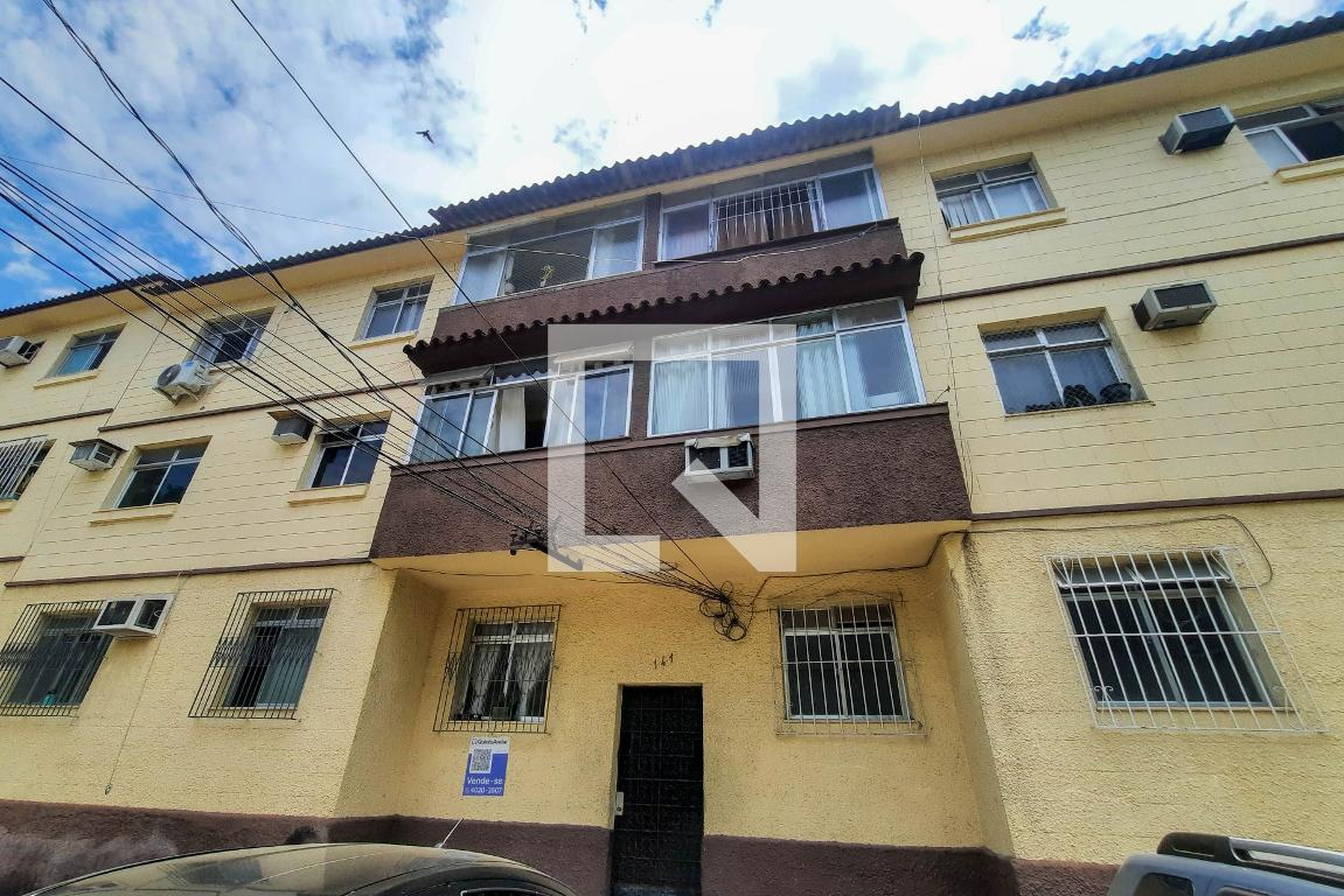 Fachada Condomínio em Rua Engenheiro Thomaz Guimarães, 141