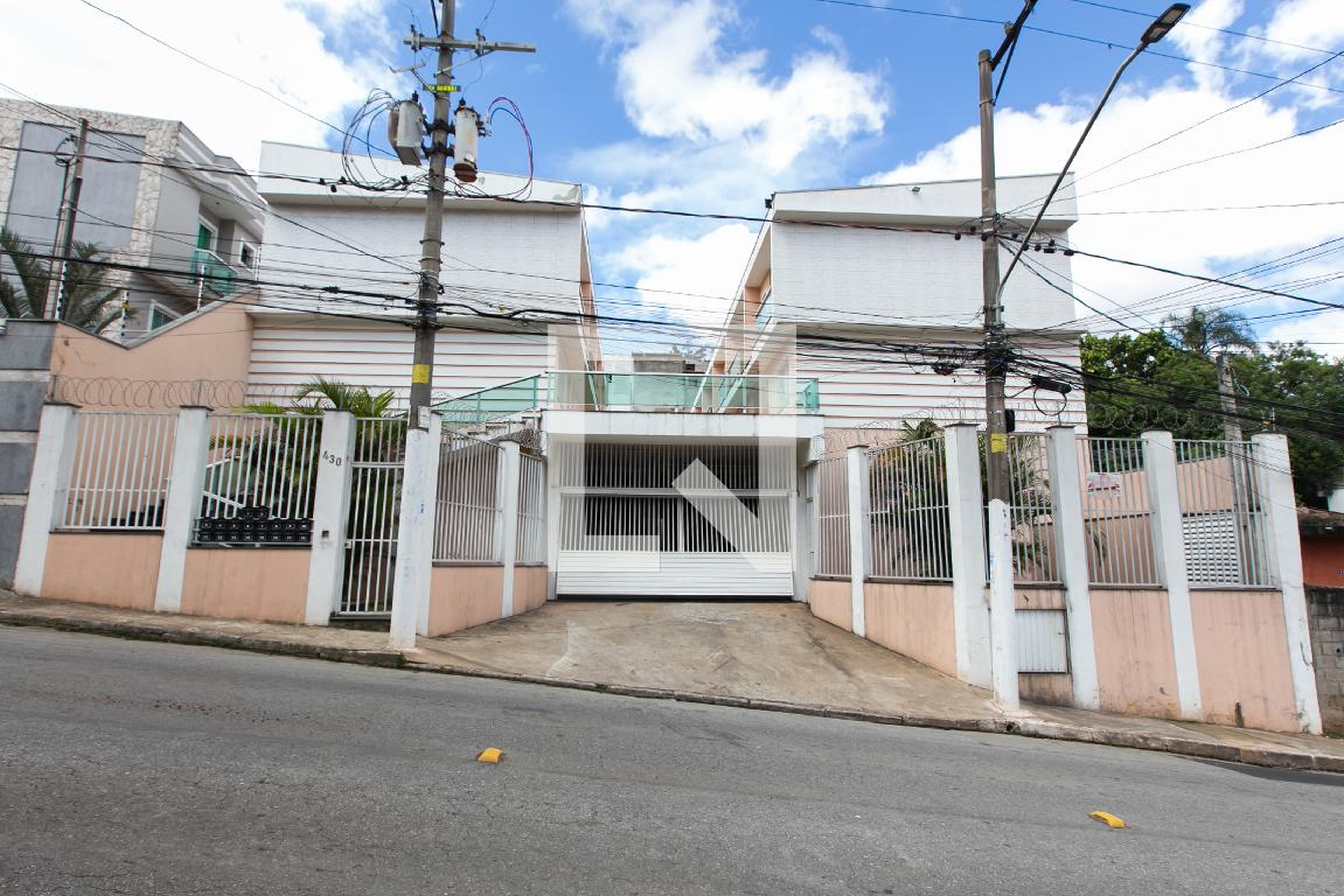 Fachada do Condomínio Condomínio em Rua Benedito Coelho Netto, 430