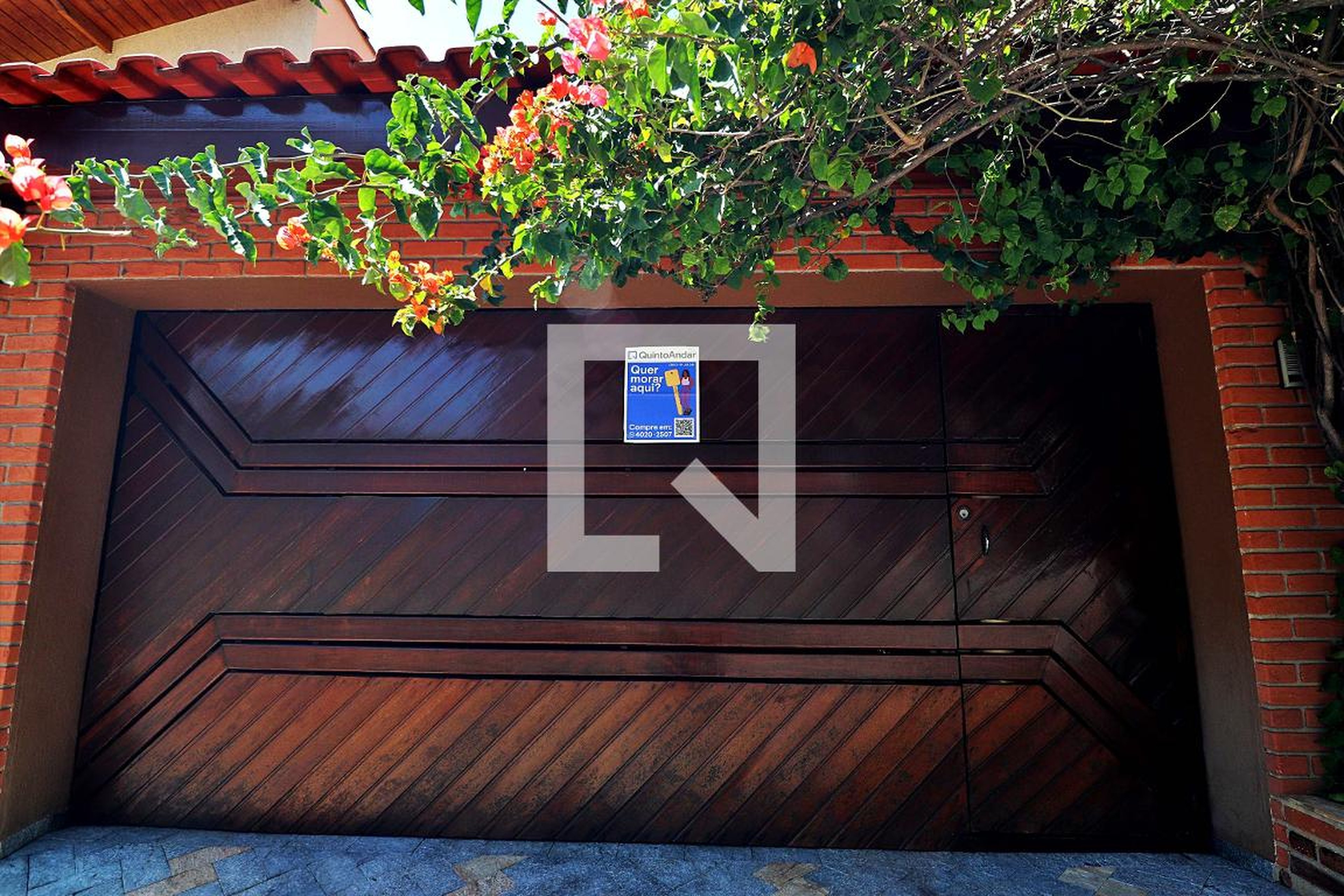 Fachada Condomínio em Rua Tanganica, 278