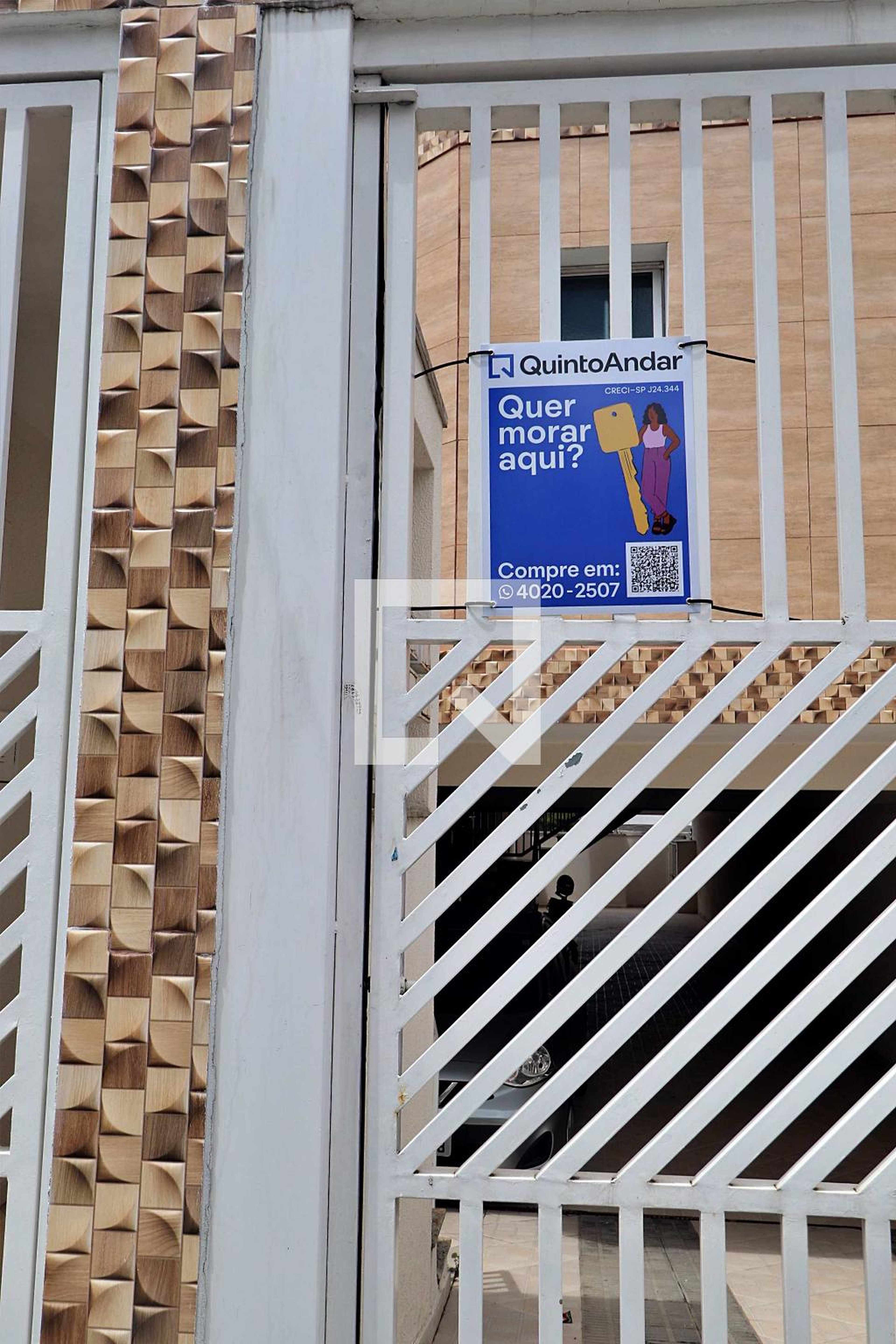 Fachada Condomínio em Rua Atenas, 178