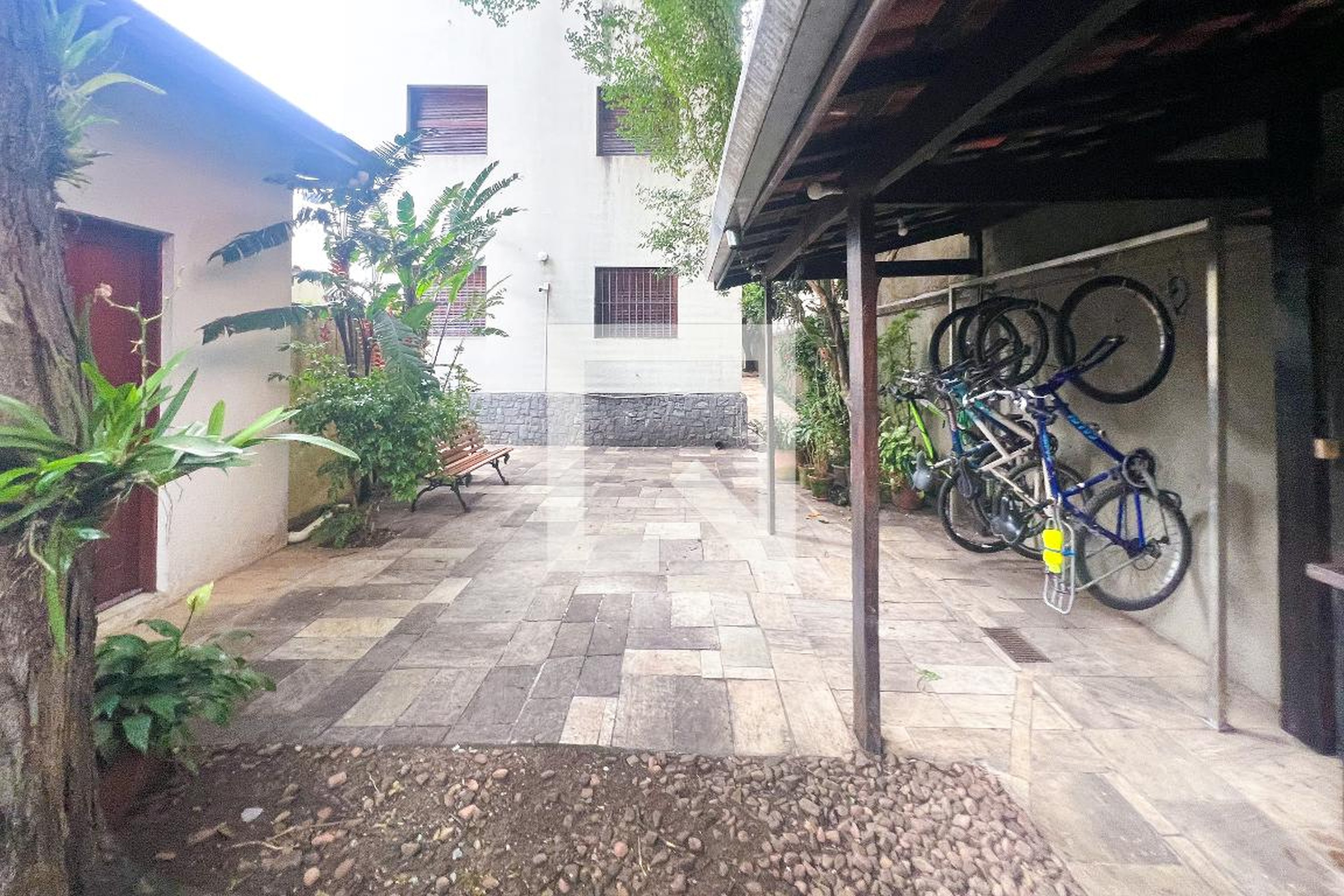 Área externa - Pavão