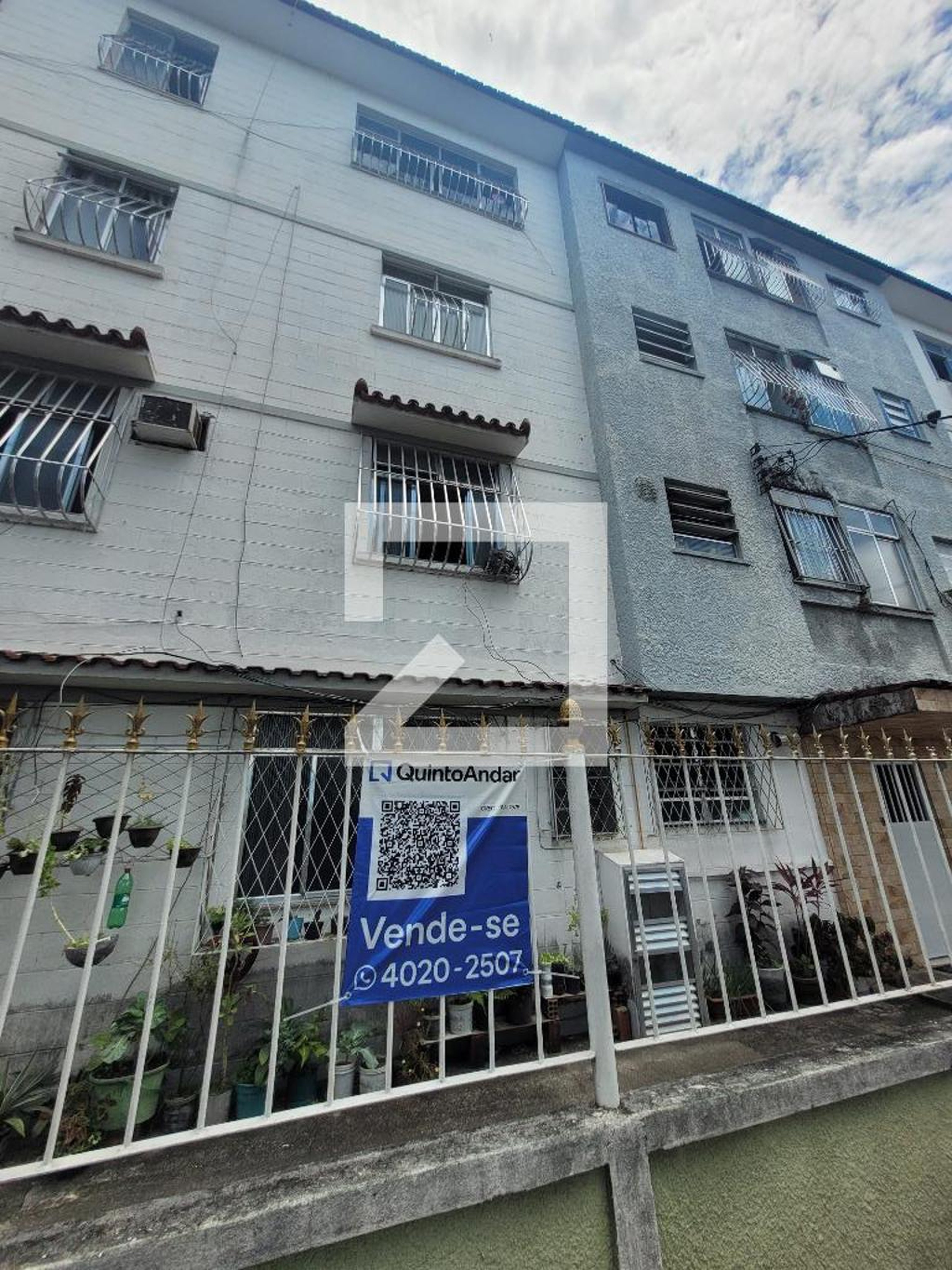 Fachada Condomínio em Rua Figueira da Foz, 280