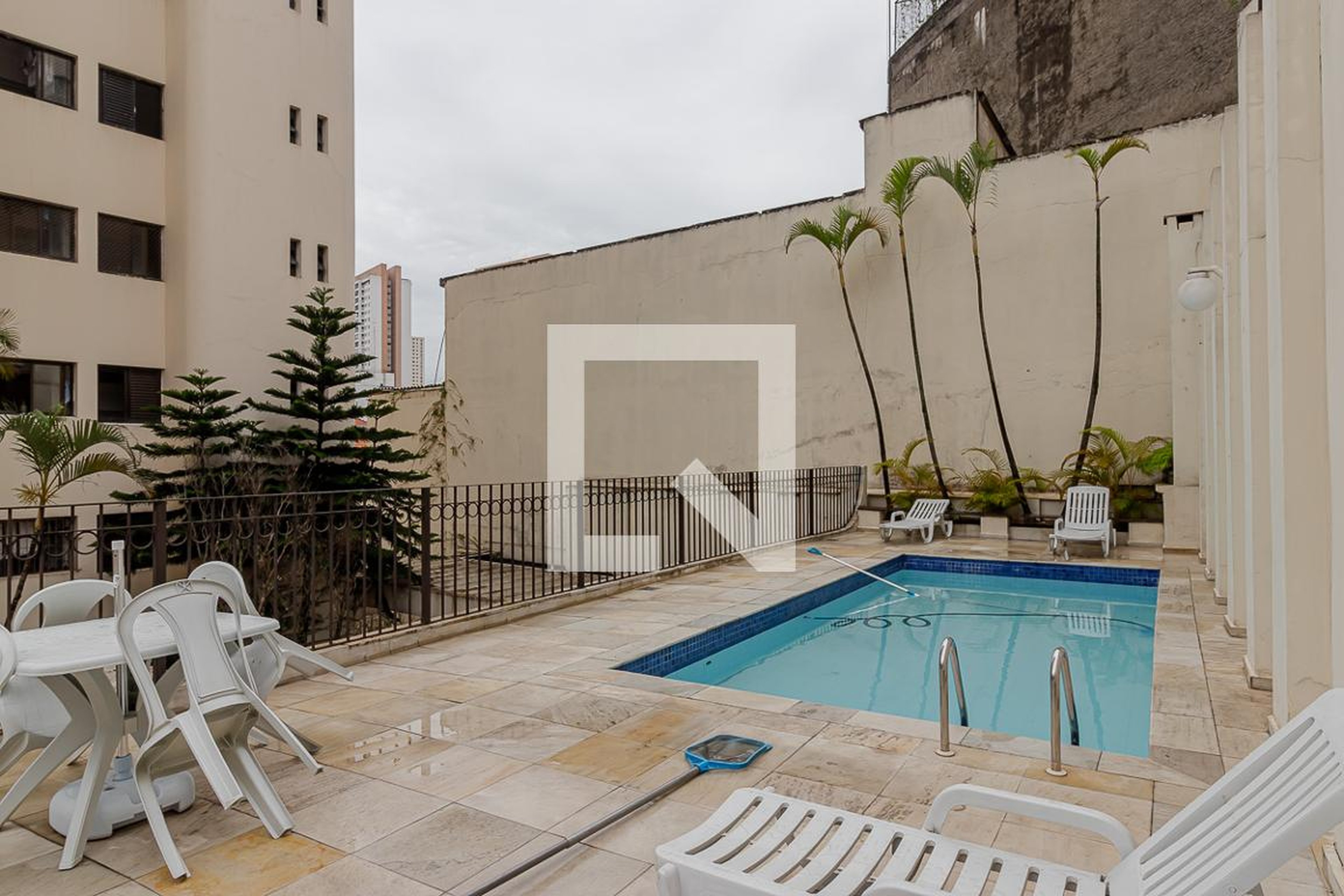 Piscina - Edifício Vera Lucia