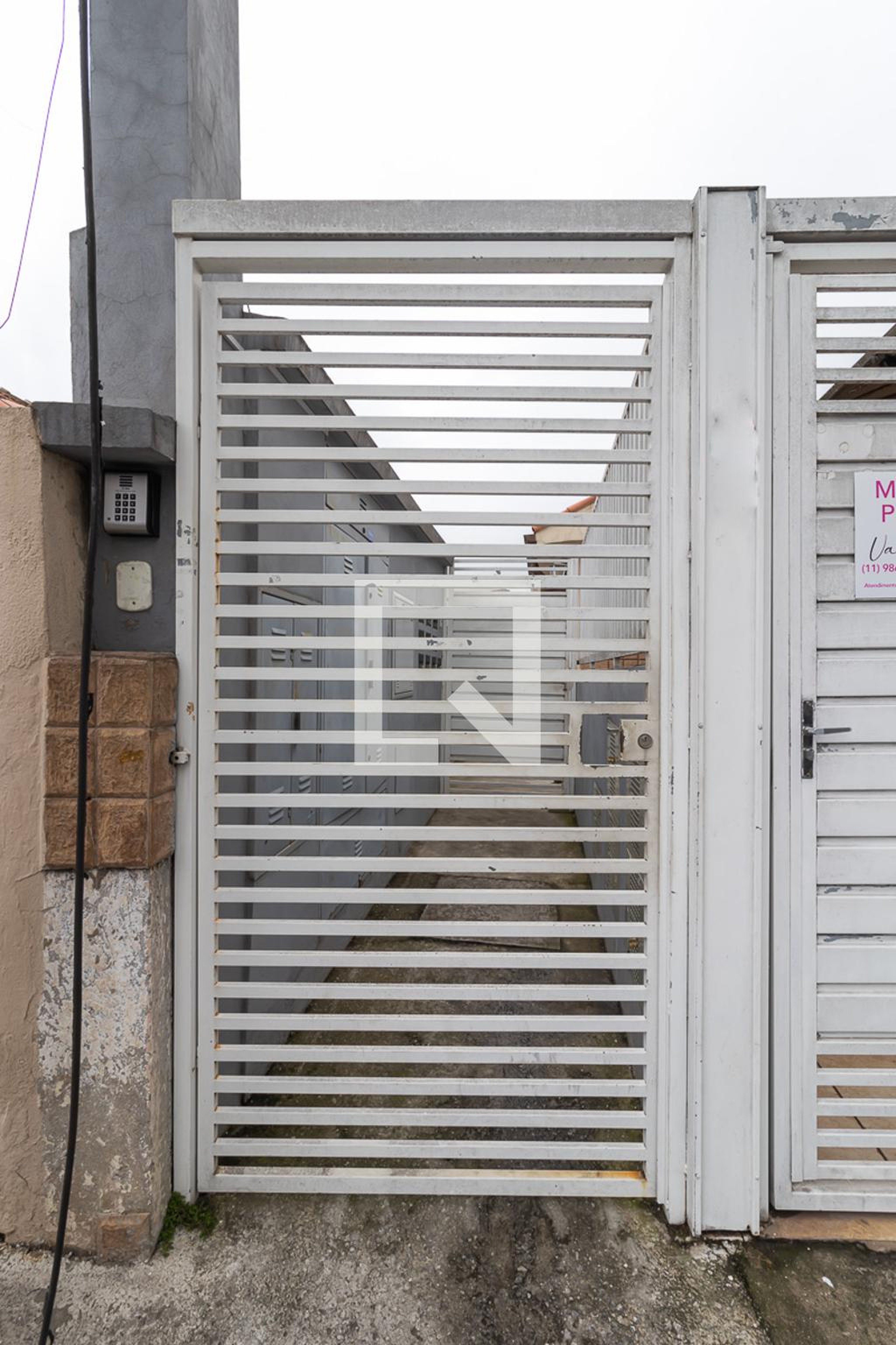 Fachada Condomínio em Rua César Batista, 59