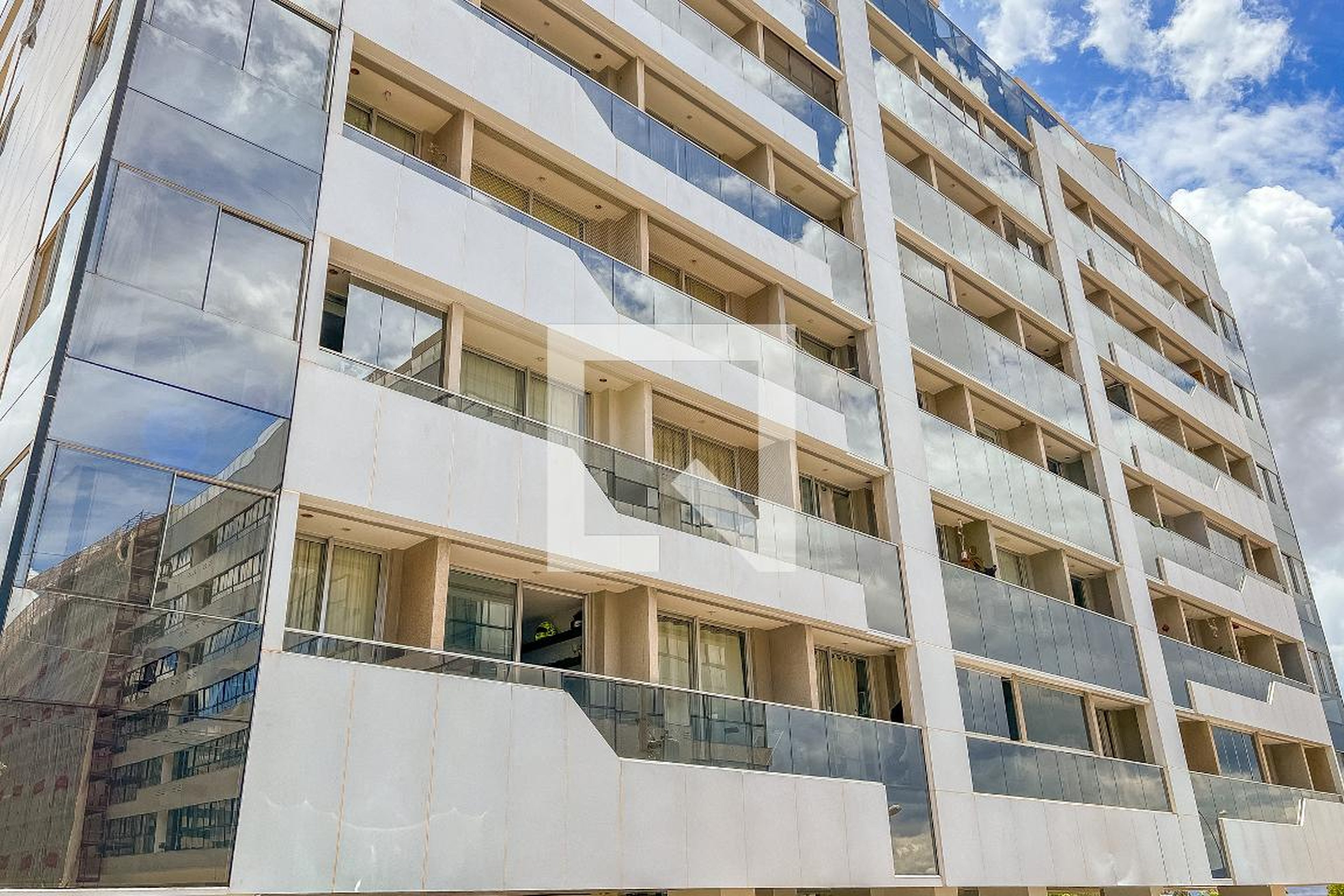 Fachada do Prédio Condomínio Due Murano