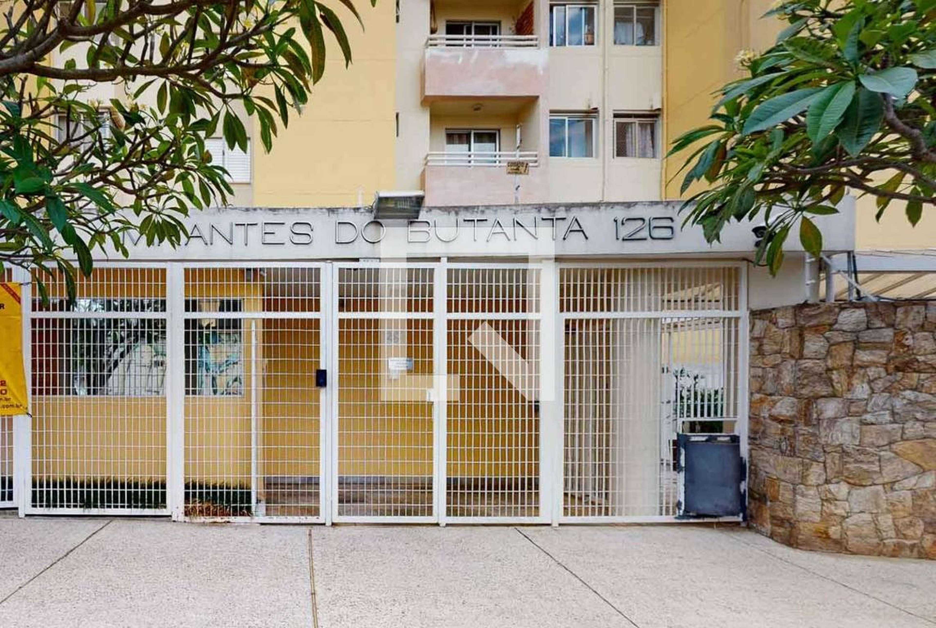Fachada do Prédio Condomínio Mirantes do Butantã