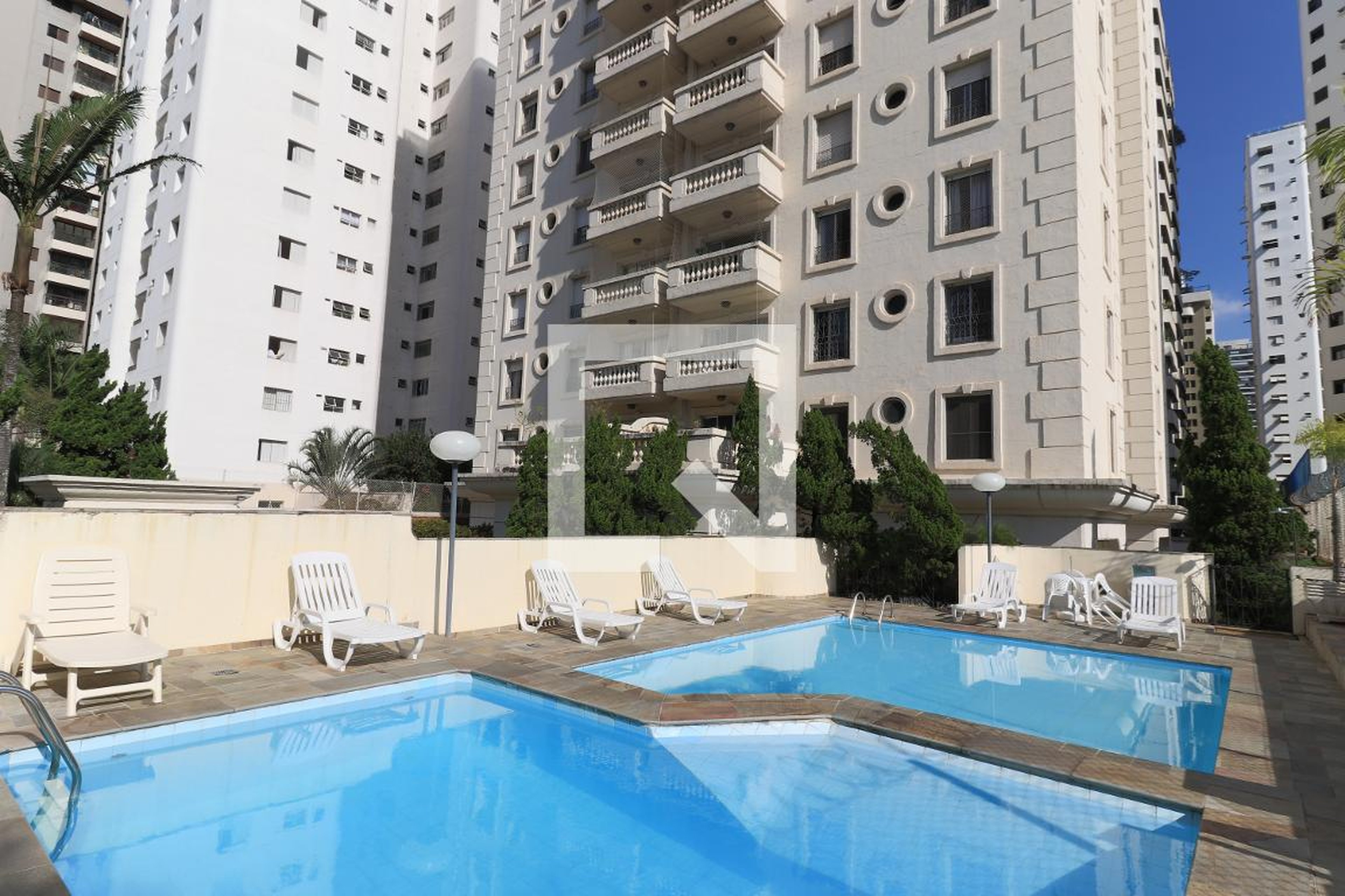 Piscina - Edifício Barão de Cocais