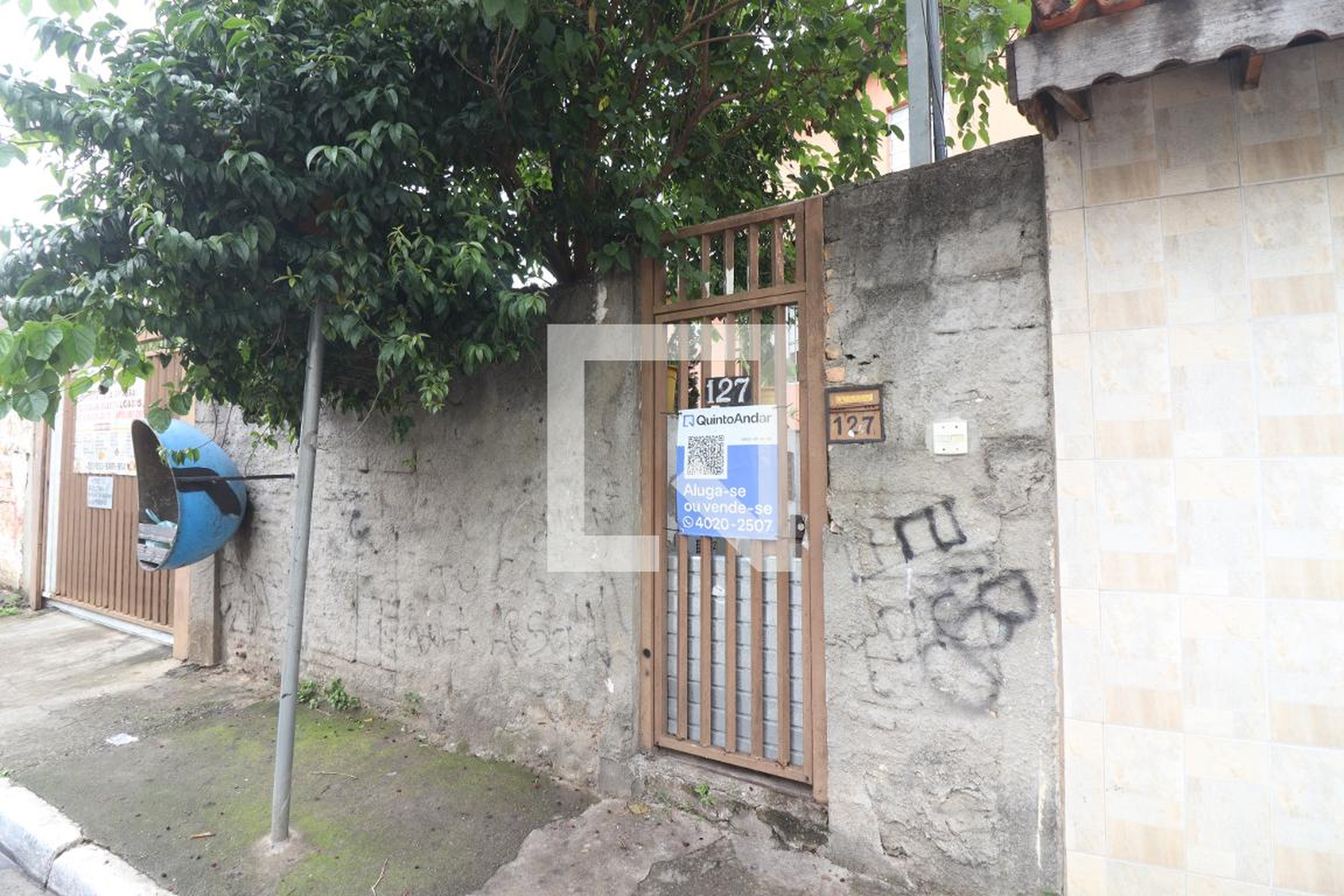 Fachada Condomínio em Rua Francisco Augusto Lopes, 127