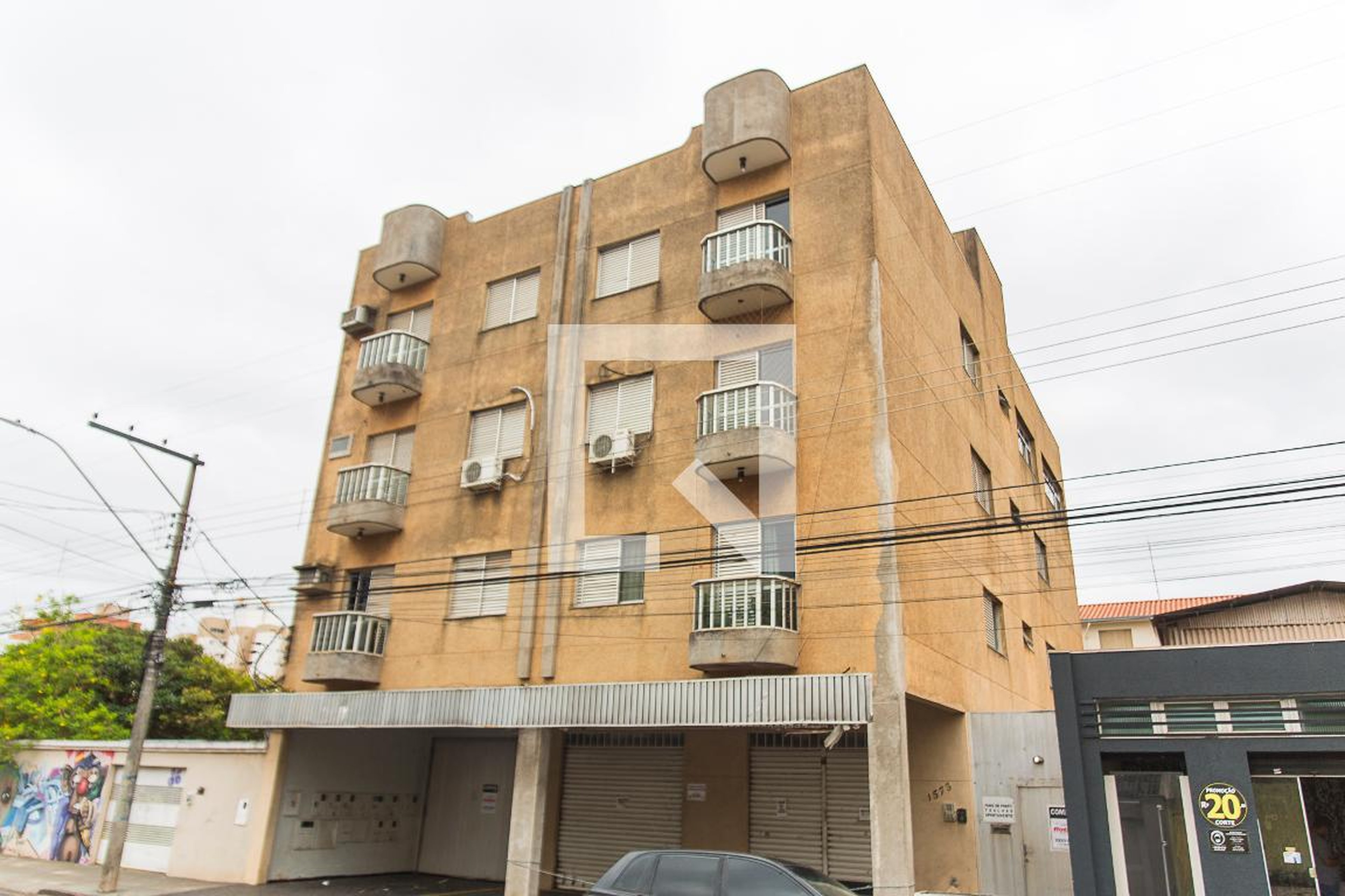 Fachada Condomínio em Avenida Sacramento, 1573