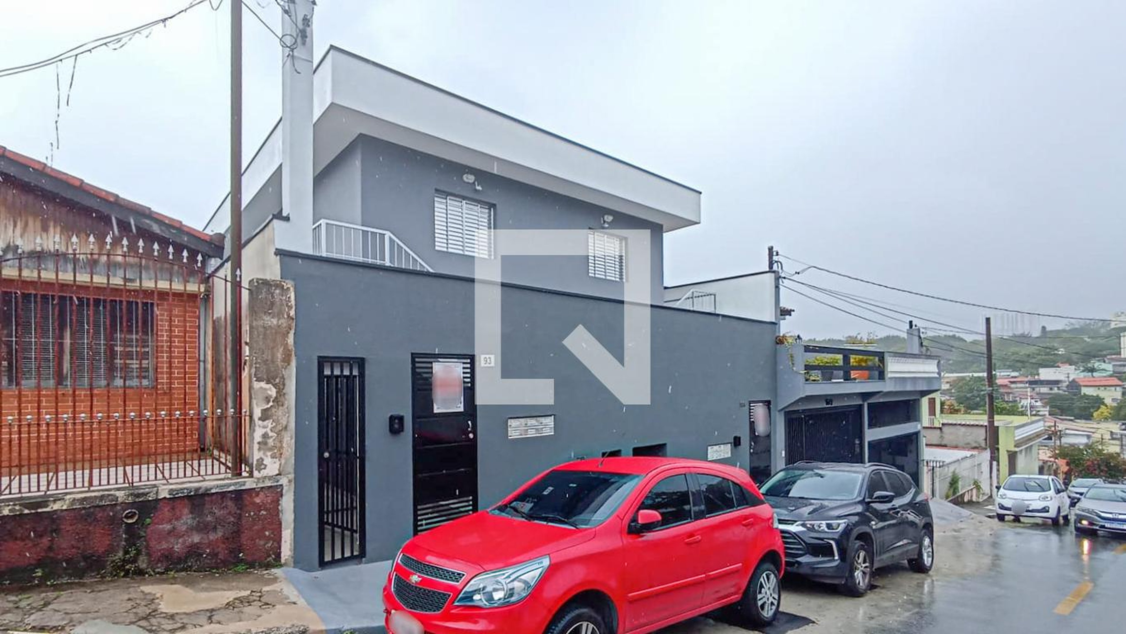 Fachada Condomínio em Rua Pedro Pinto de Carvalho, 93