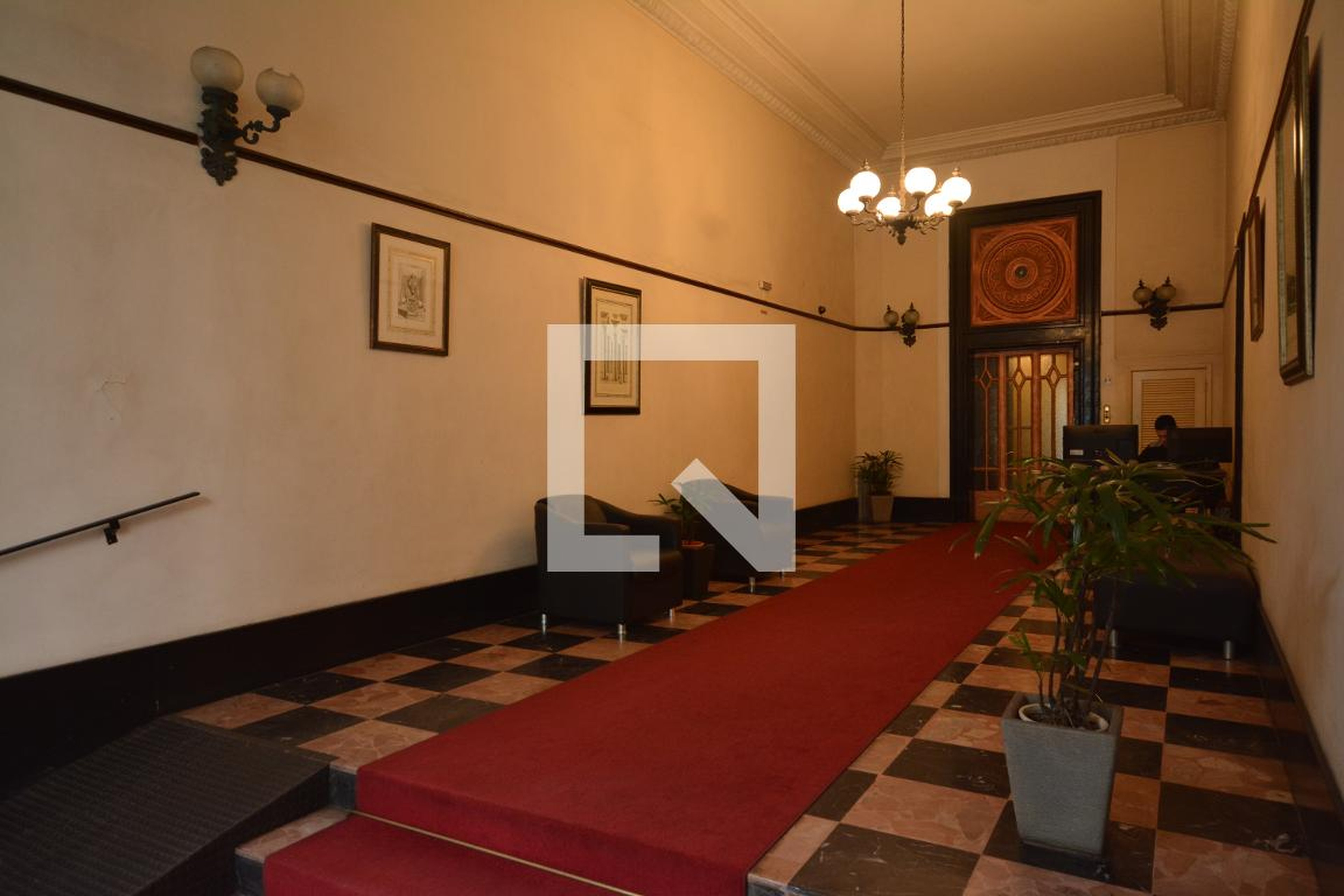 Hall - Lutecia