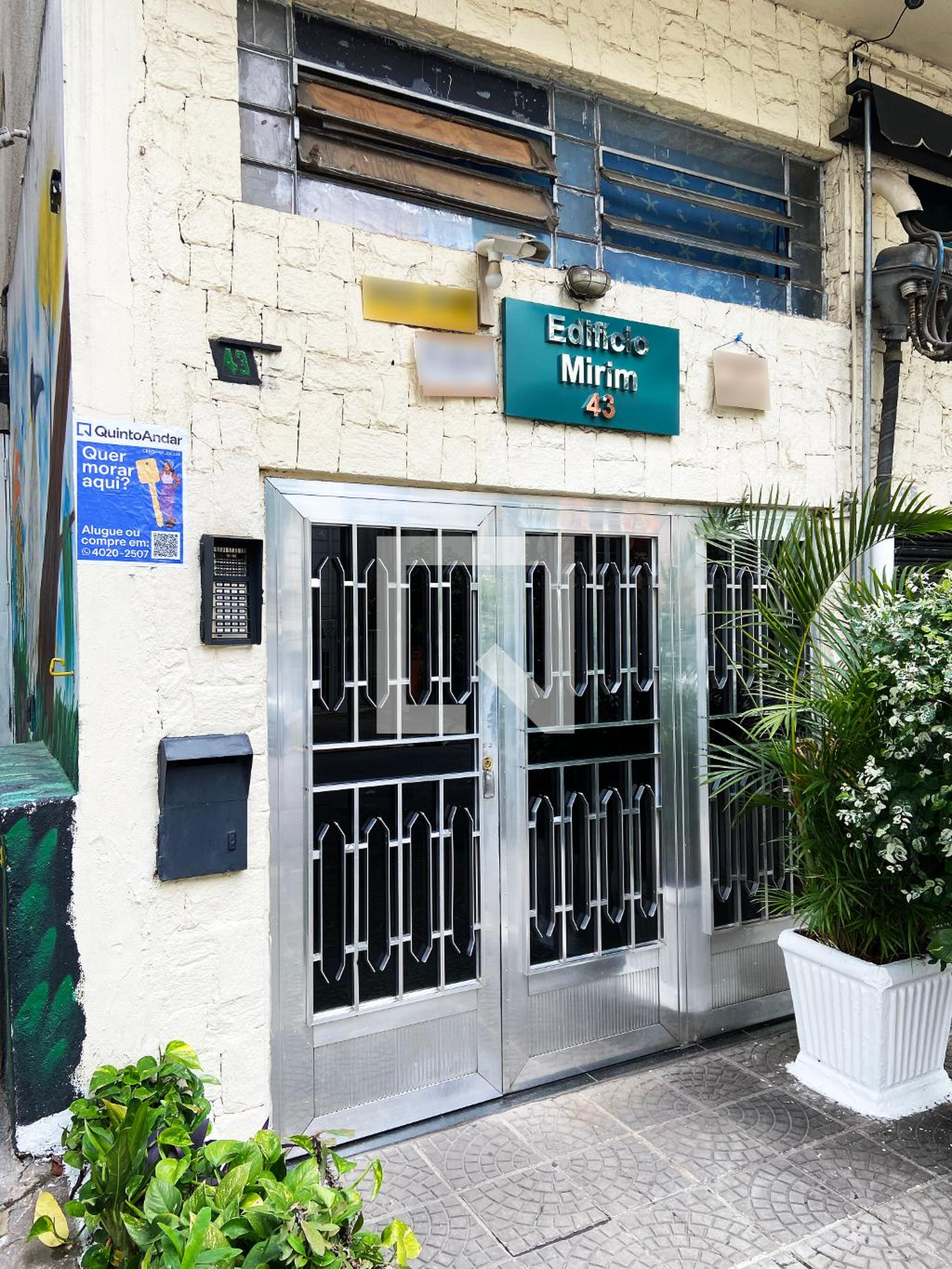 Fachada do Prédio Edifício Mirim