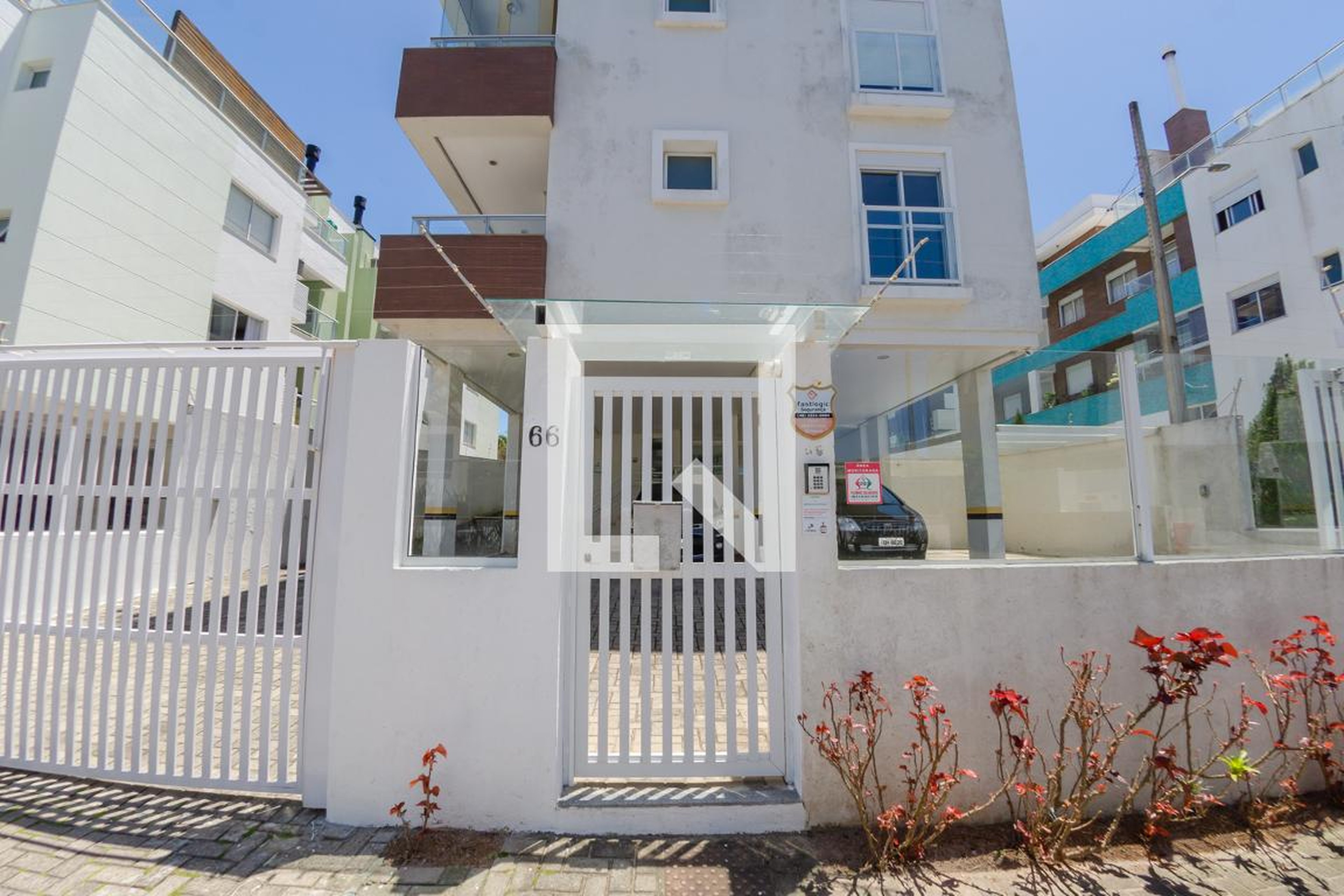 Fachada Condomínio Georges de Lá Tour