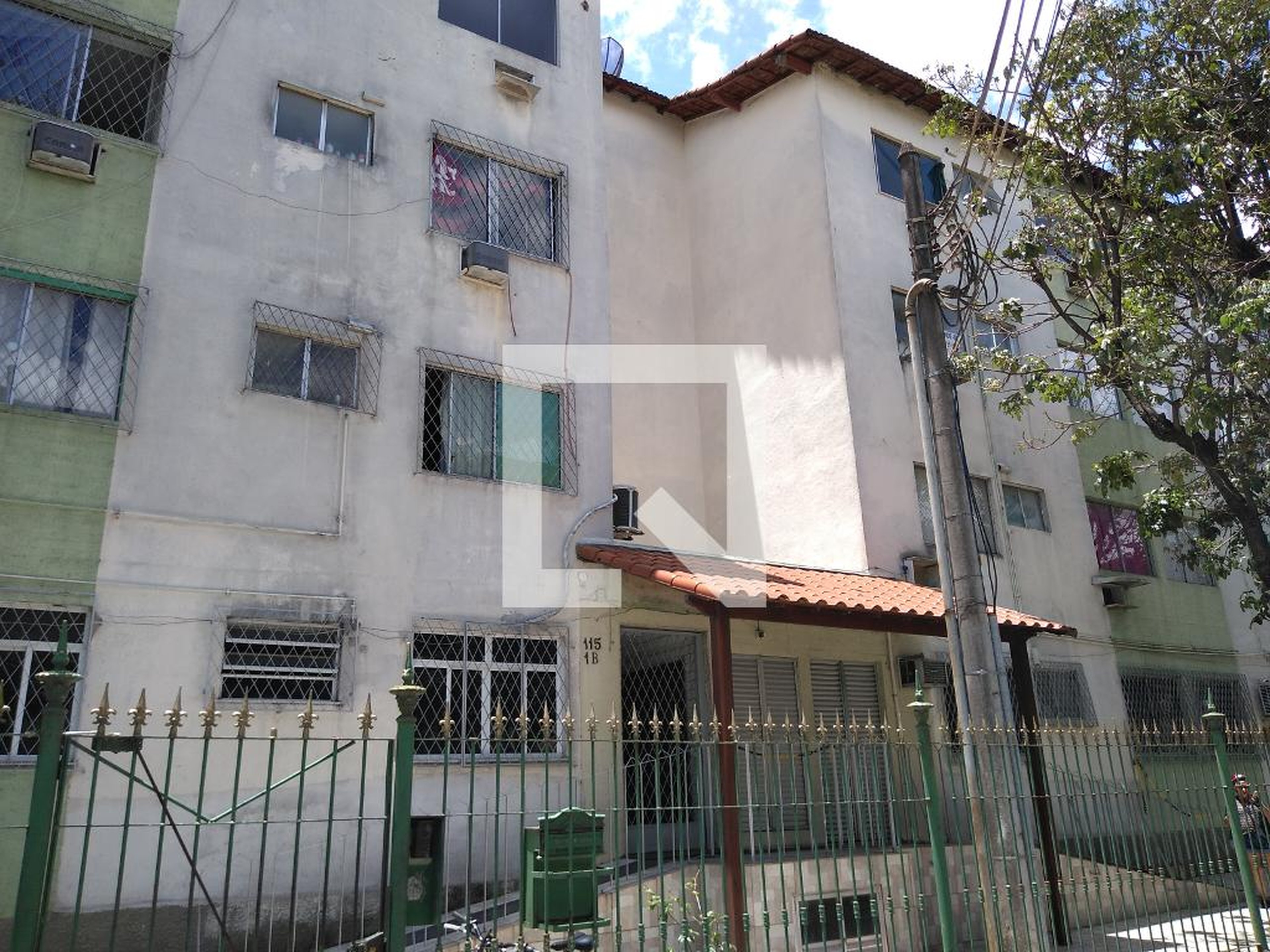 Fachada Condomínio Village dos Bougaviles B