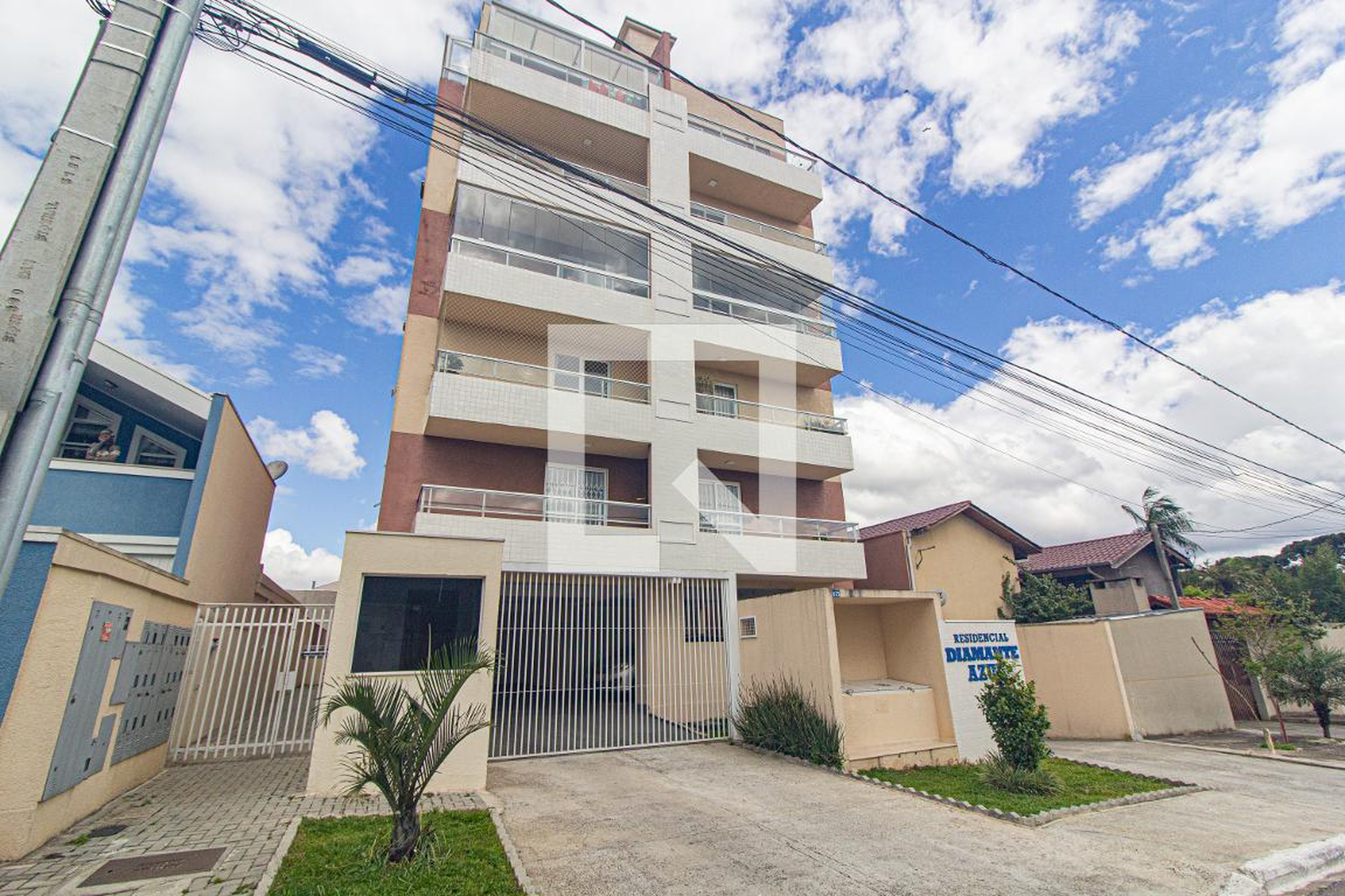 Fachada Residencial Diamante Azul
