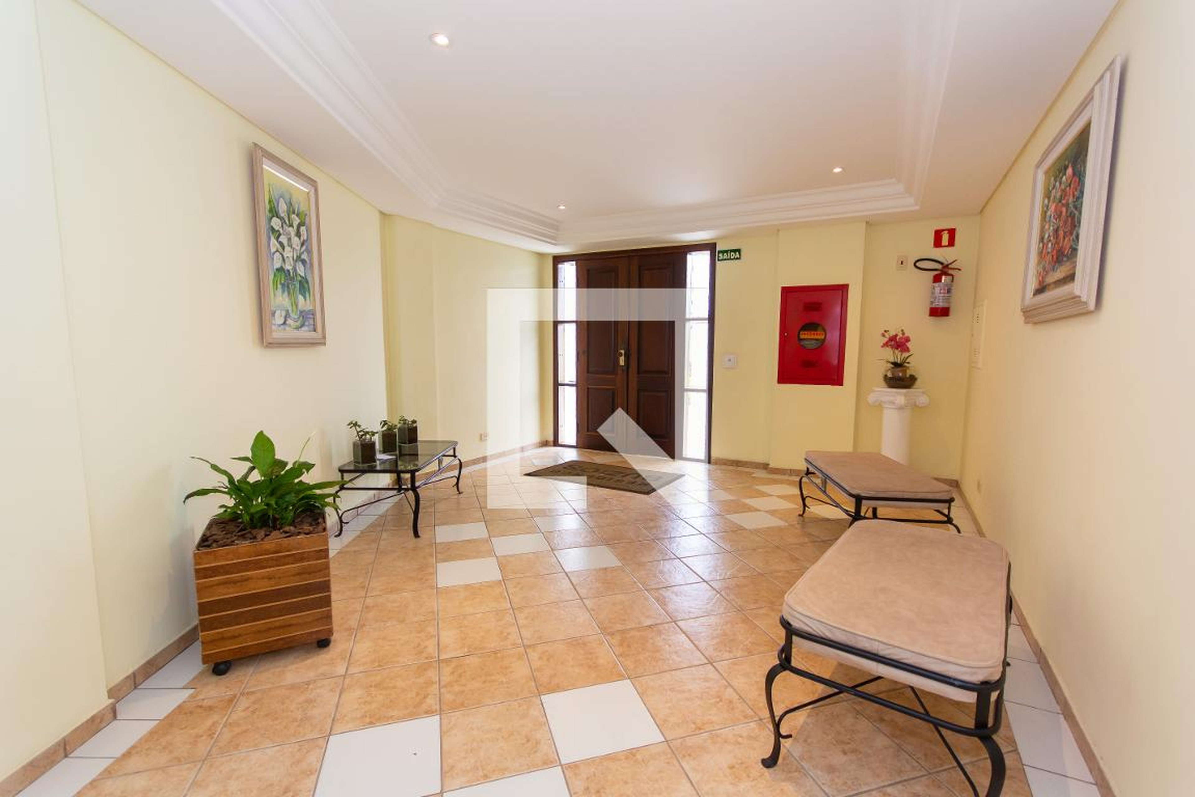 Hall de entrada - Edifício Búzios