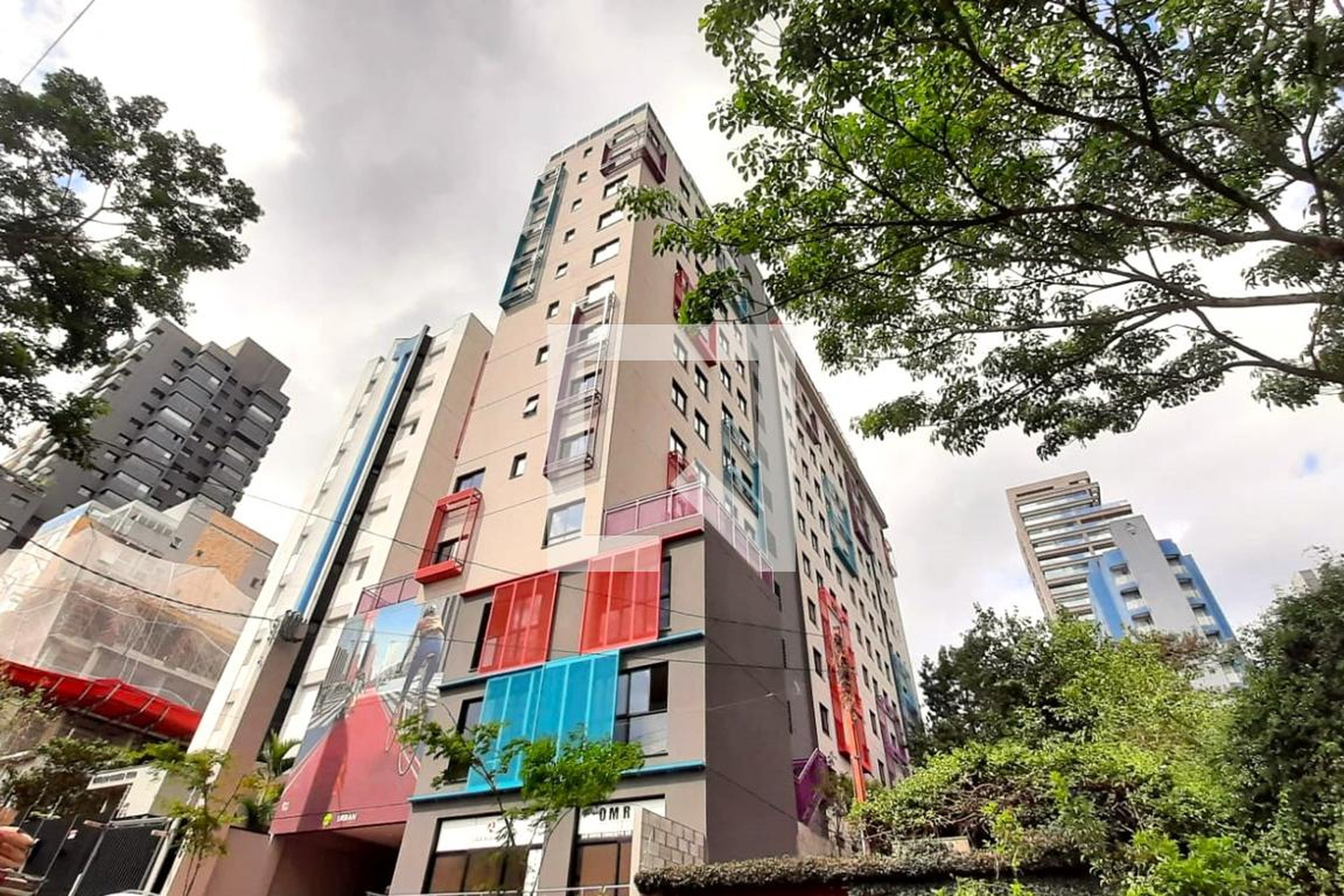 Fachada Condomínio Nurban Pinheiros