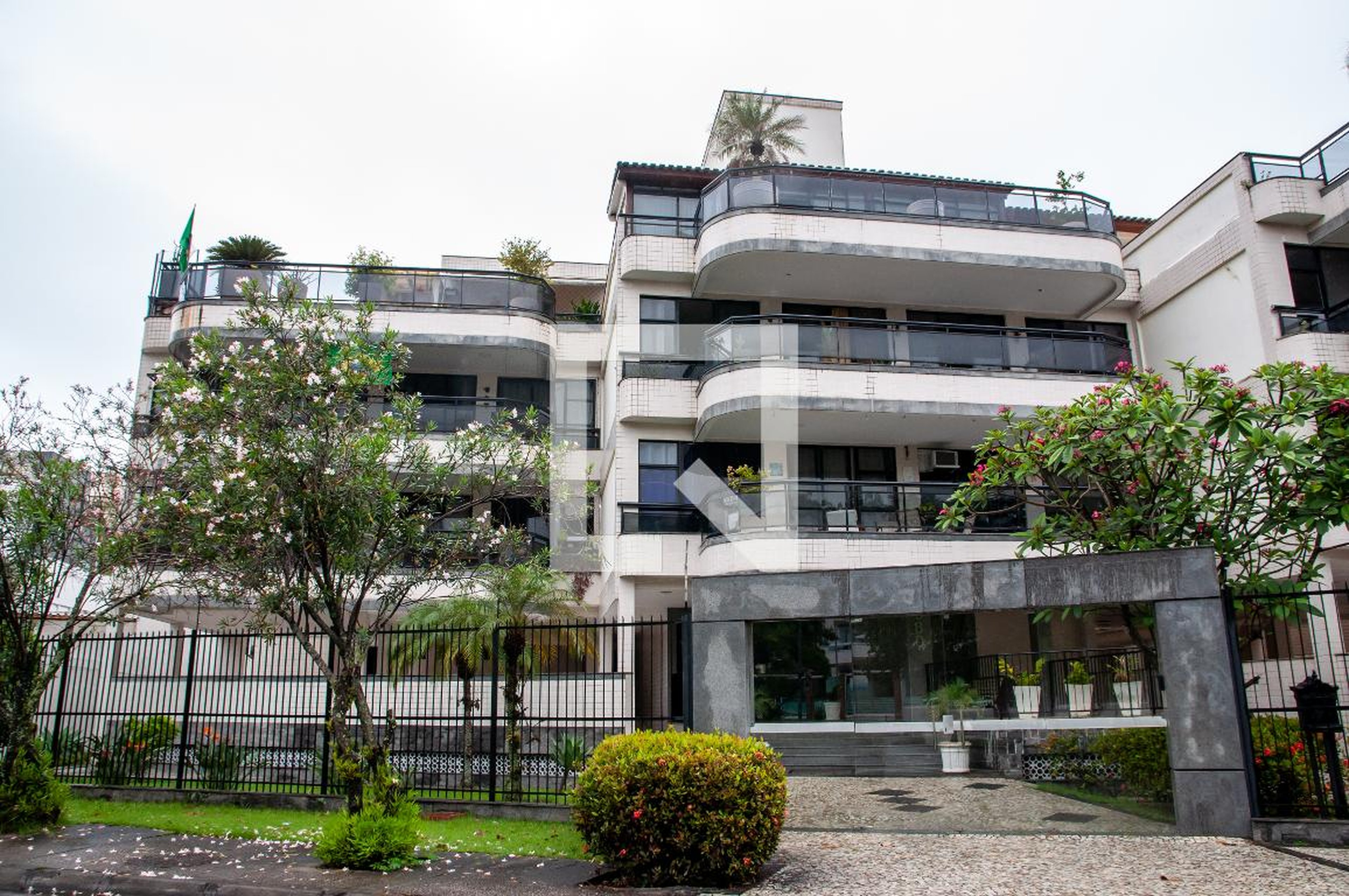 Fachada do Prédio Condomínio em Avenida Guignard, 580