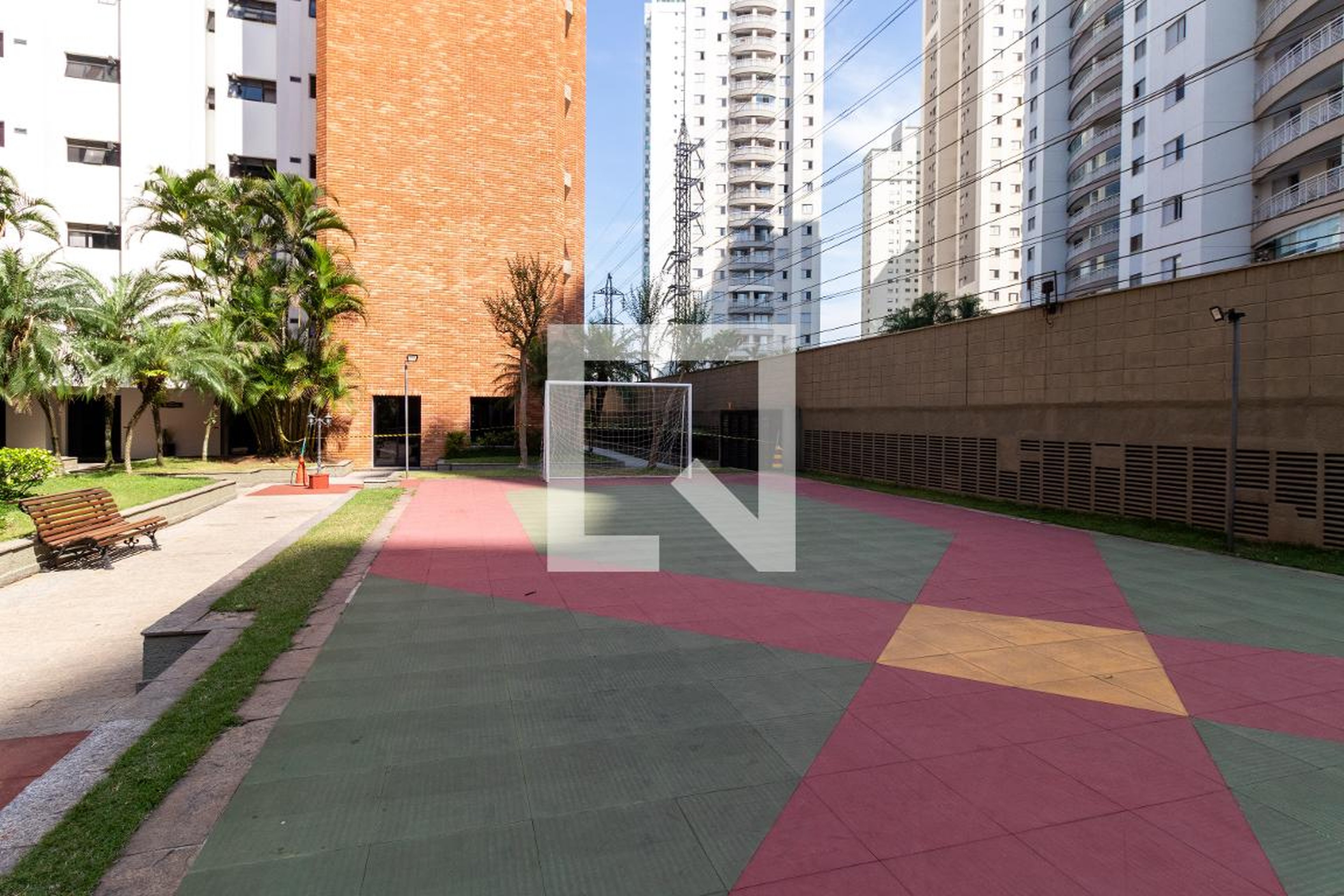 Quadra - Edifício Chateaux France