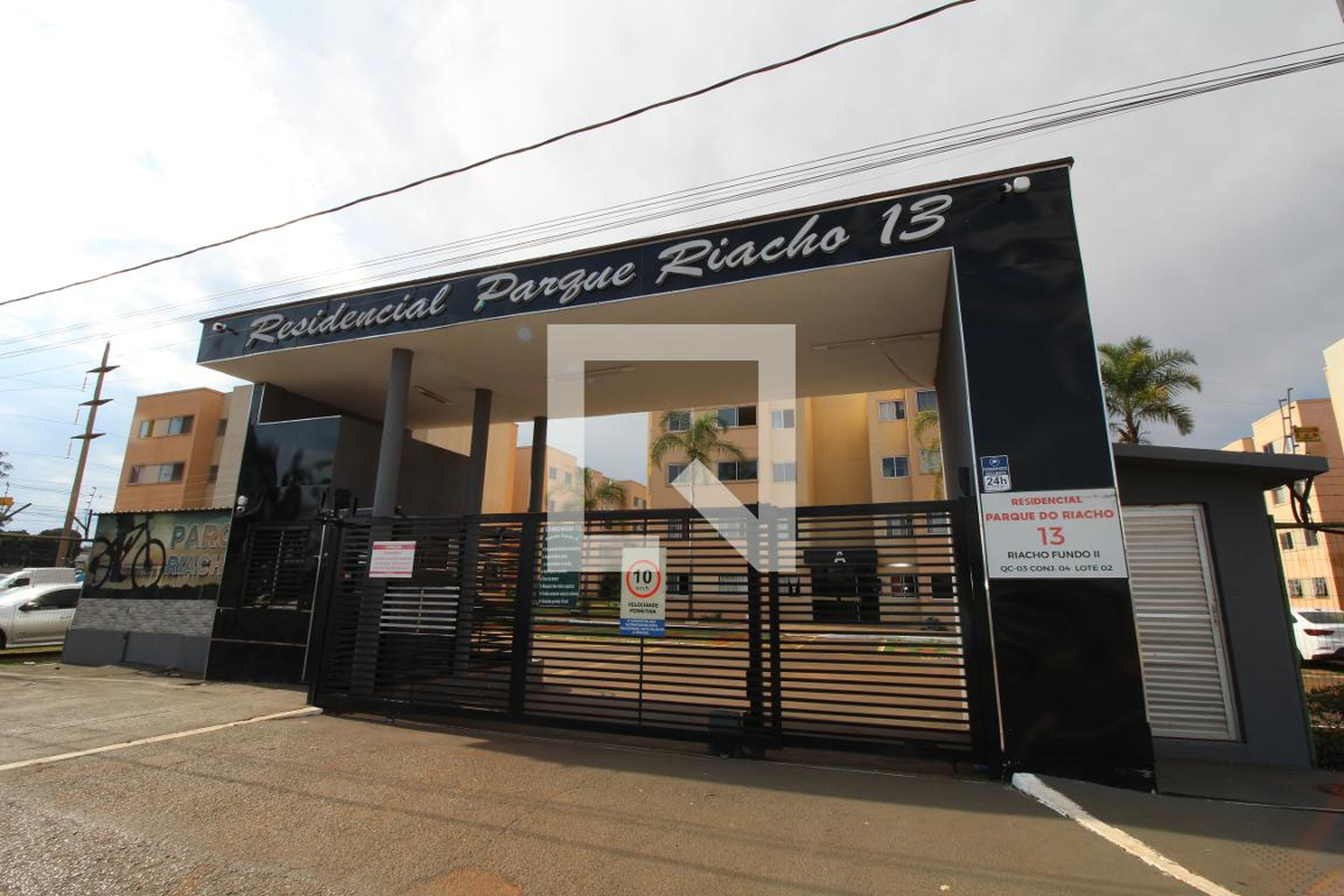 Fachada Condomínio em Quadra Qc 3 Conjunto 4 Apt 102- Cond Parque Riacho 13, 102