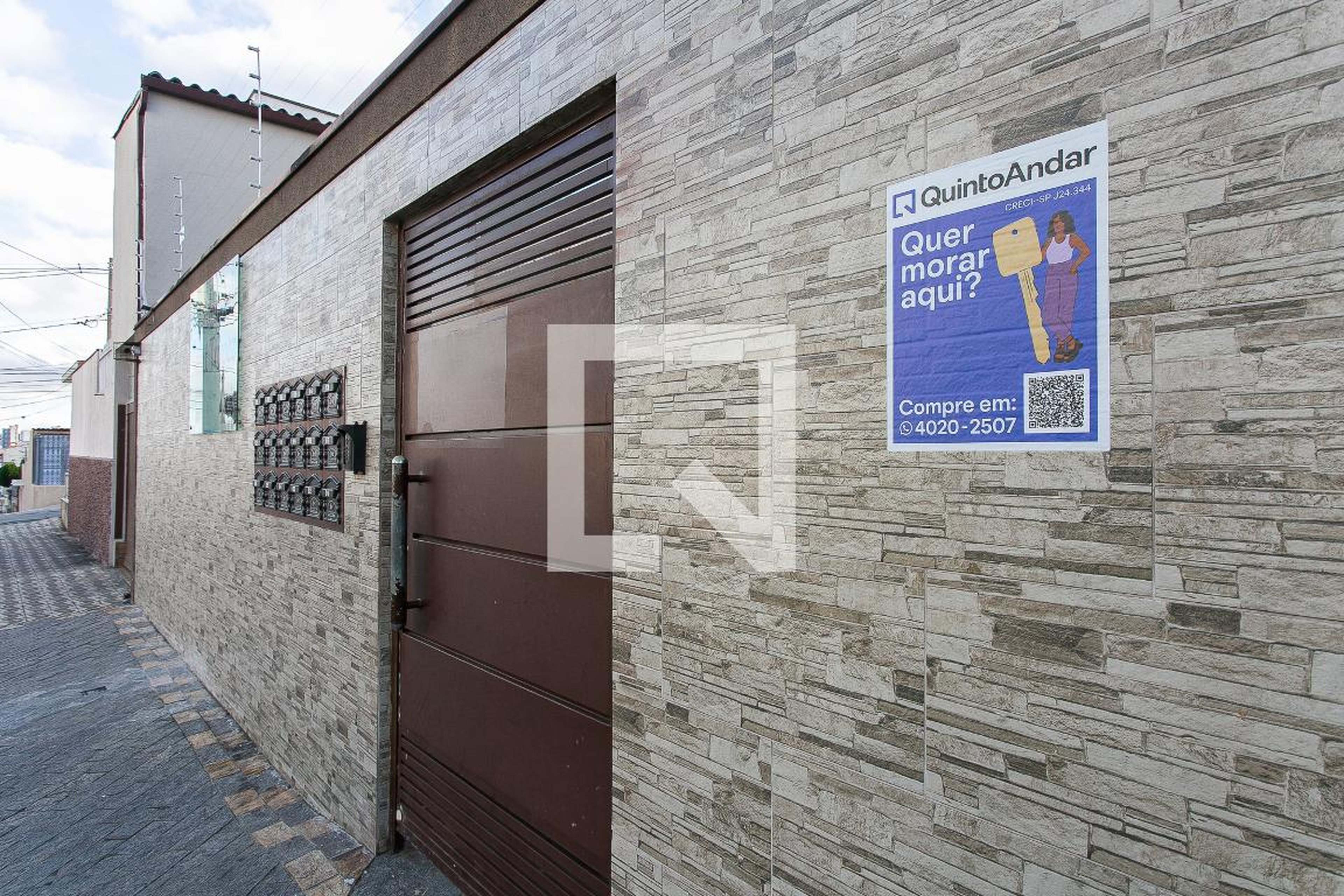 Fachada do Condomínio Condomínio Saint Tropez