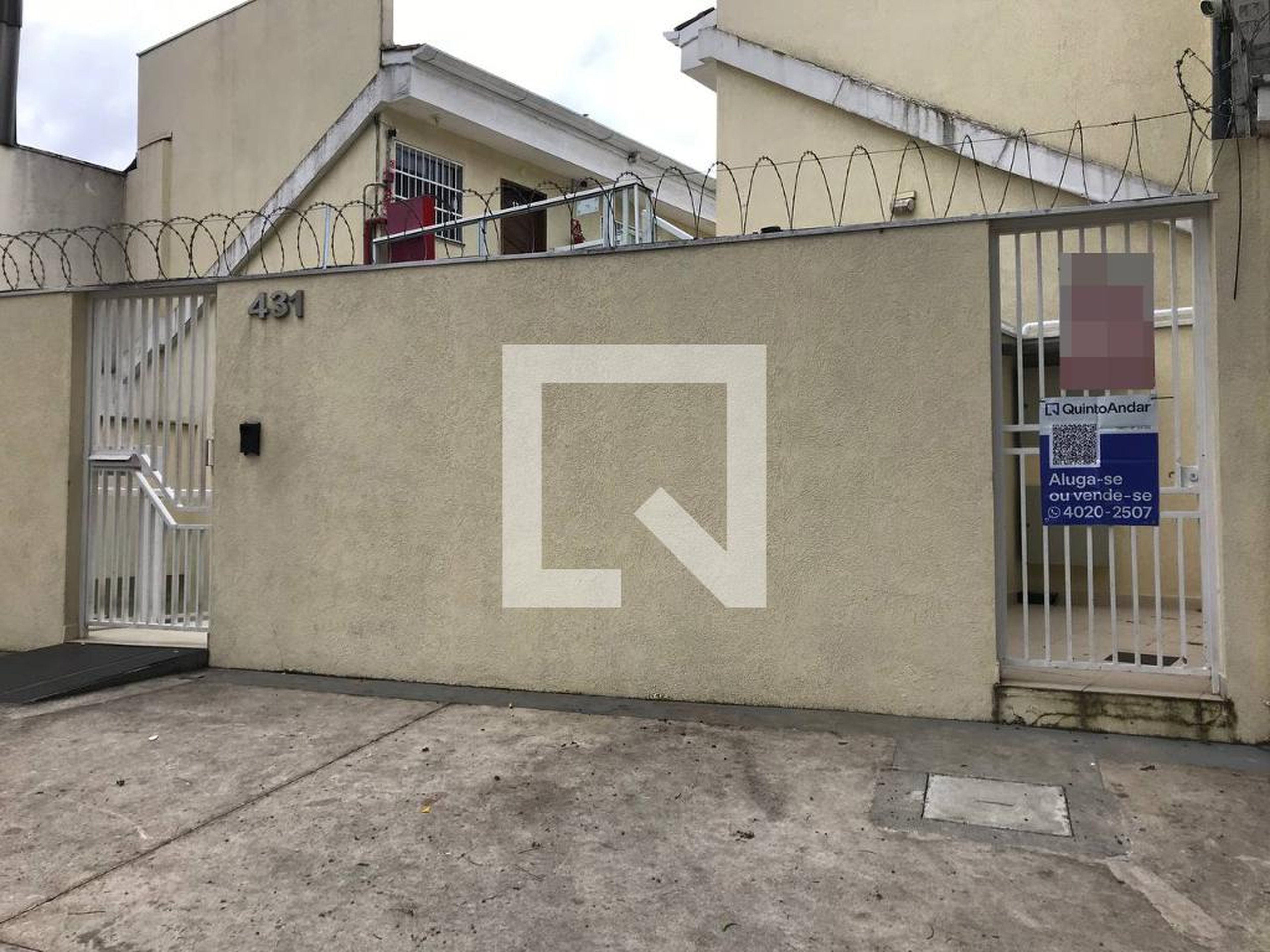 Fachada Condomínio em Avenida Cachoeira Paulista, 328