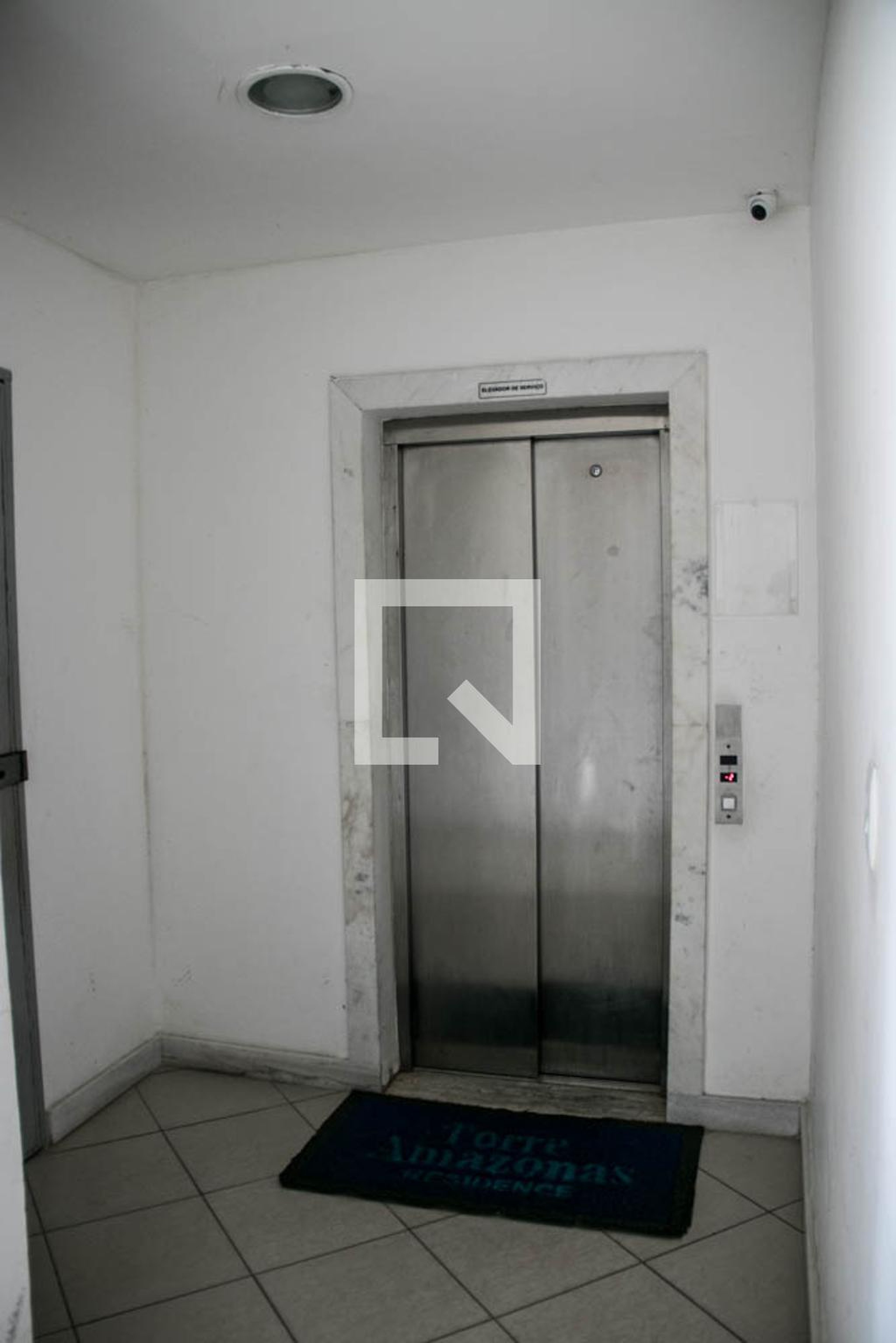 Elevador - Ed. Residencial Torre de Amazonas