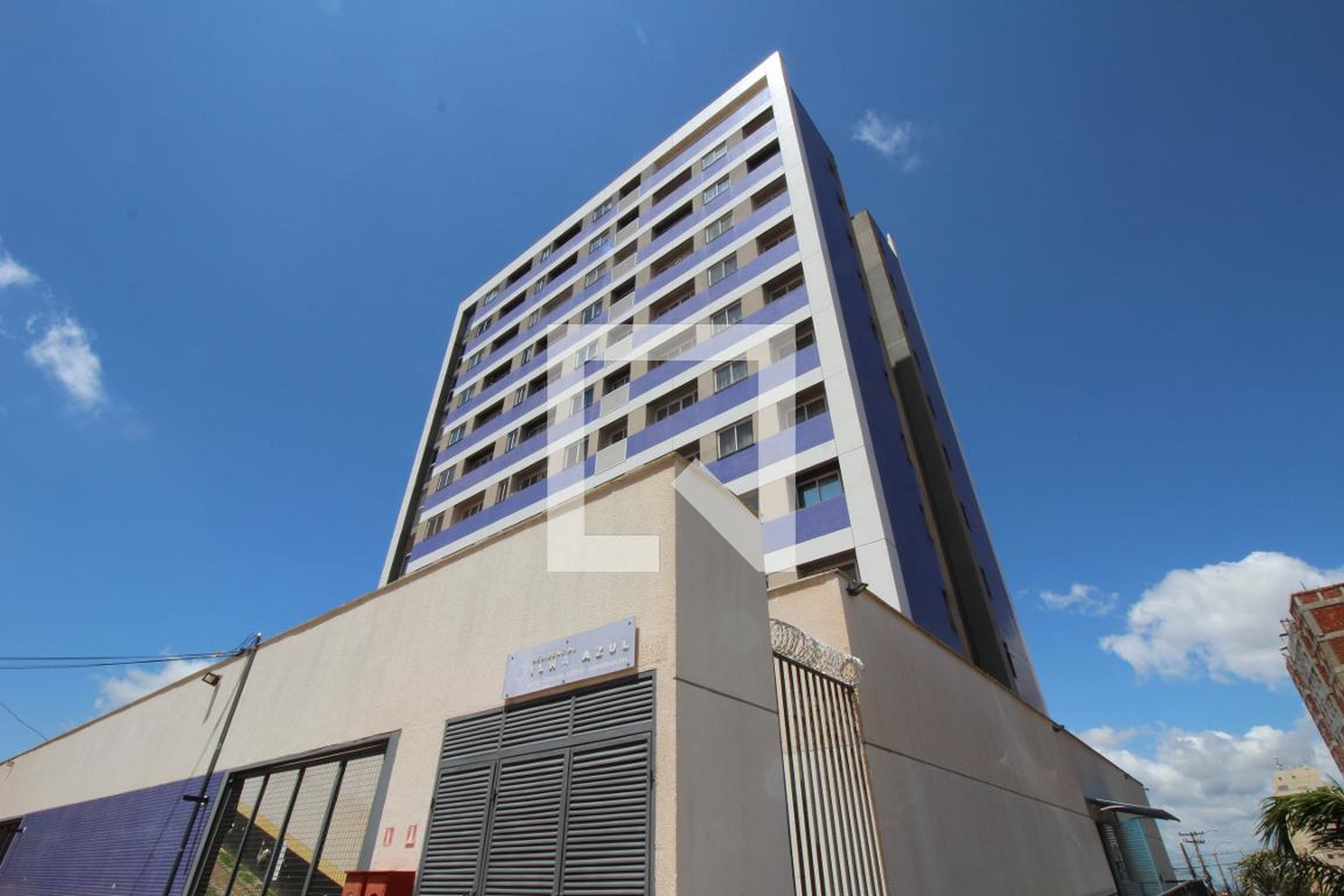 Fachada Condomínio em Qr 303 Conjunto 10-a Edifício Ilha Azul, 305