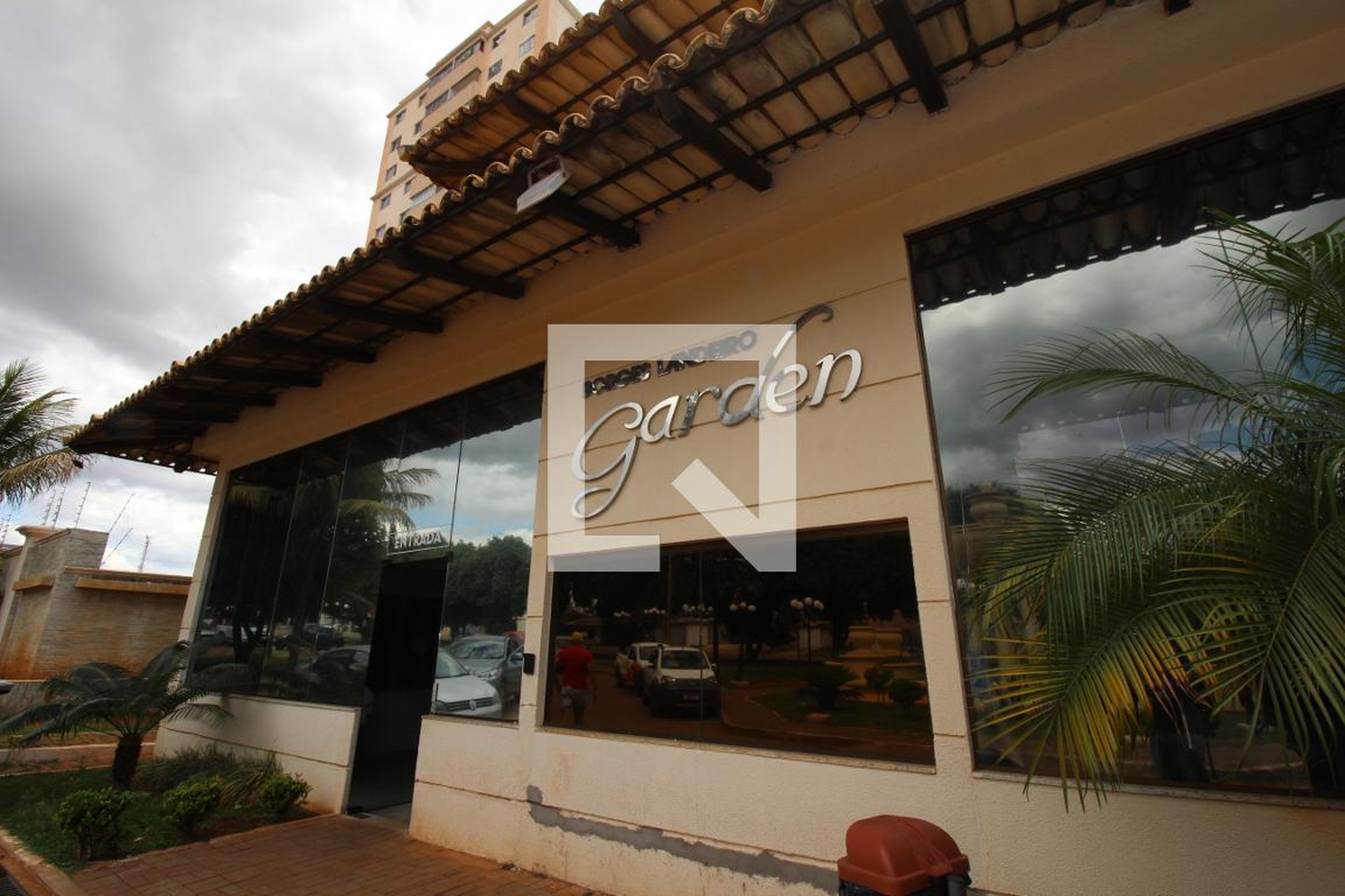 Fachada Condomínio em Qno 12 Área Especial C, sn