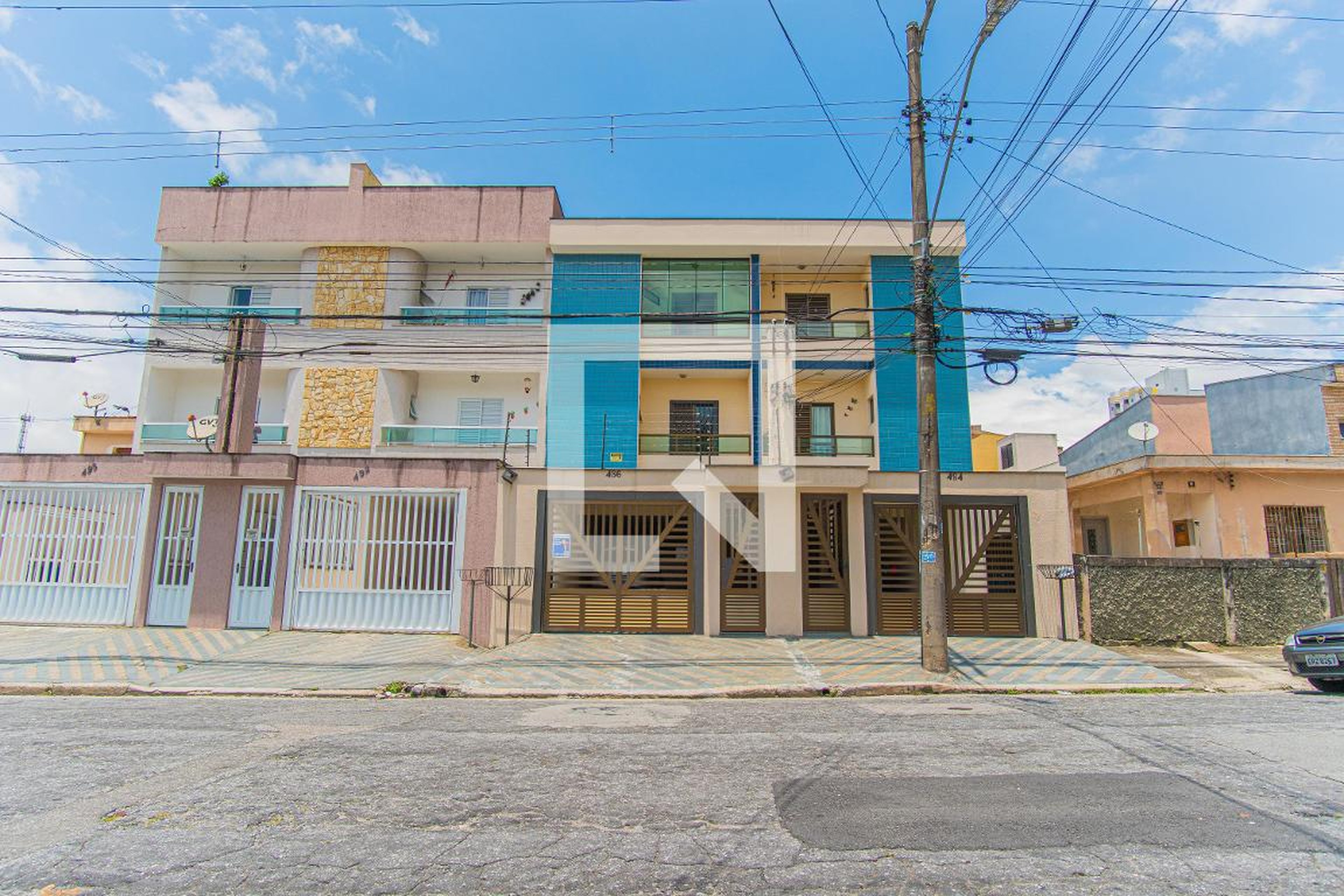 Fachada Condomínio em Rua Caravelas, 486