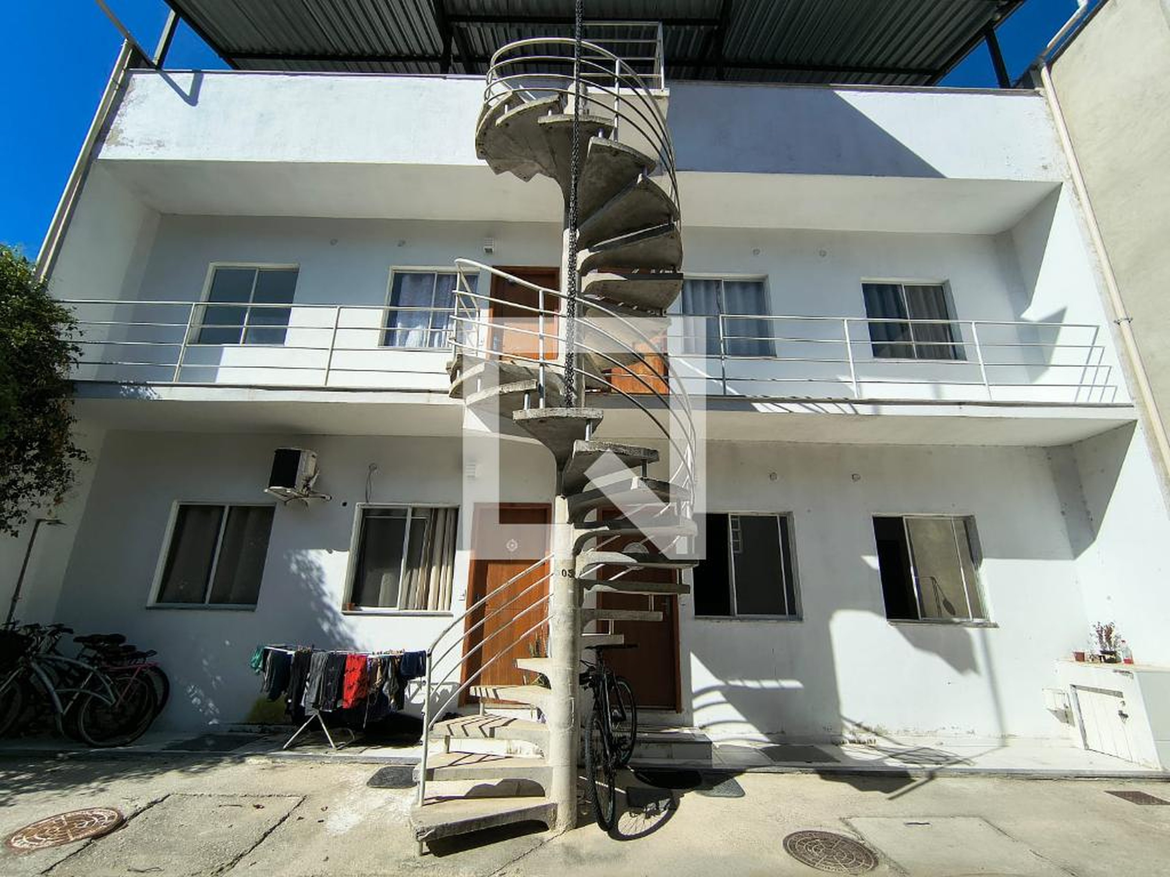 Fachada do Prédio Condomínio em Estrada do Pontal, 3925