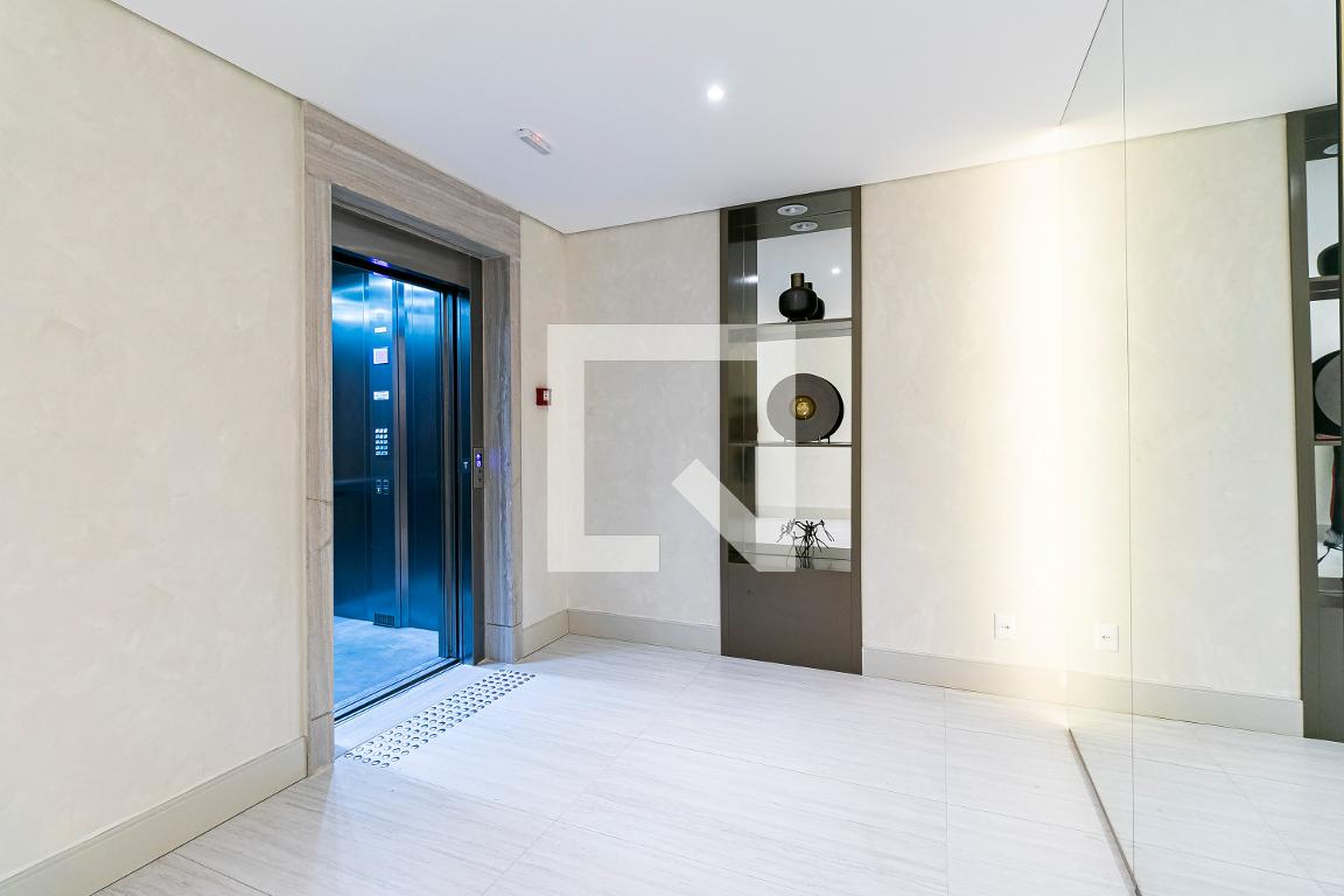 Hall - Sky Park Tuiuti