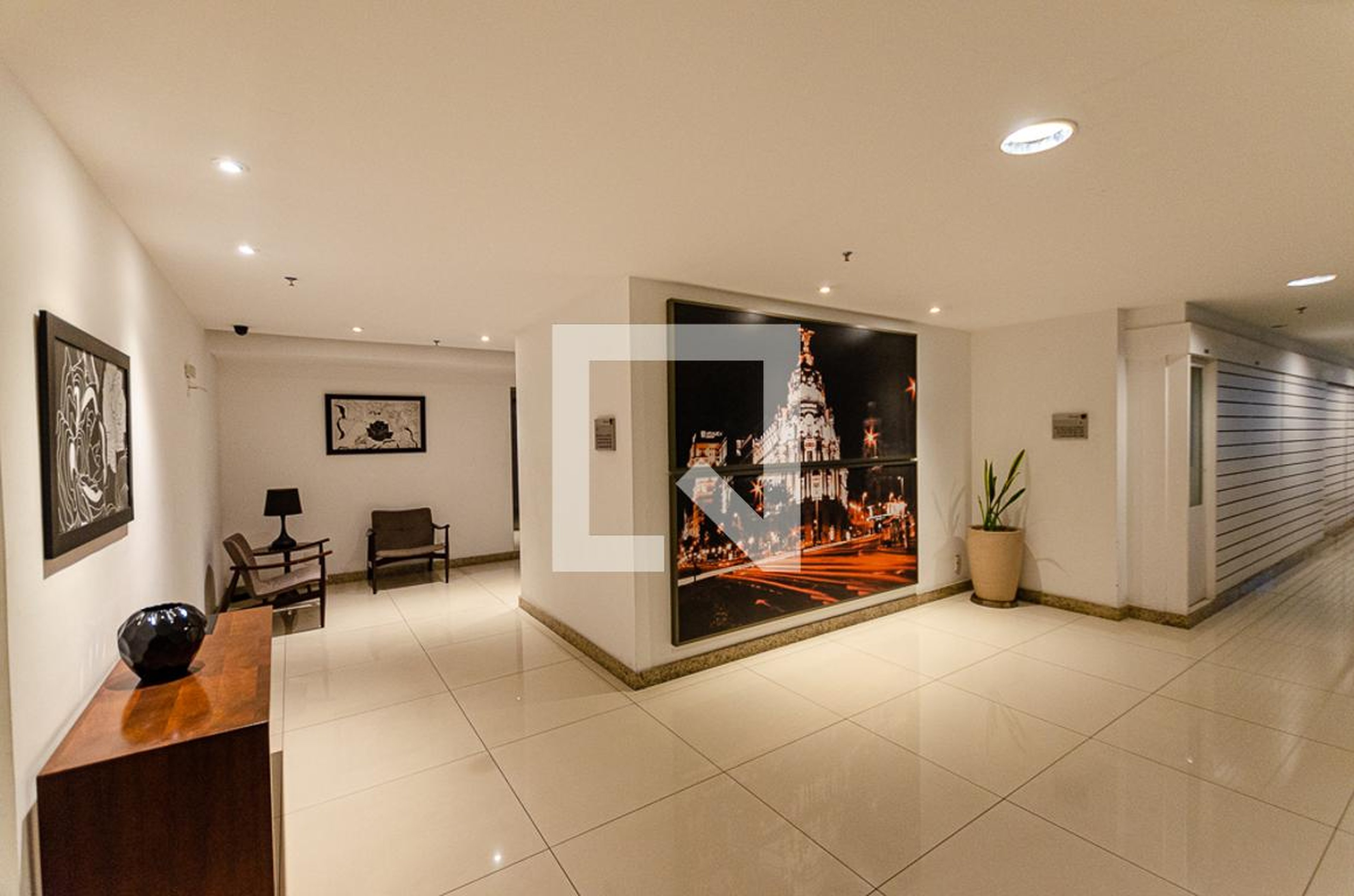 Hall de entrada - Madrid Residencial